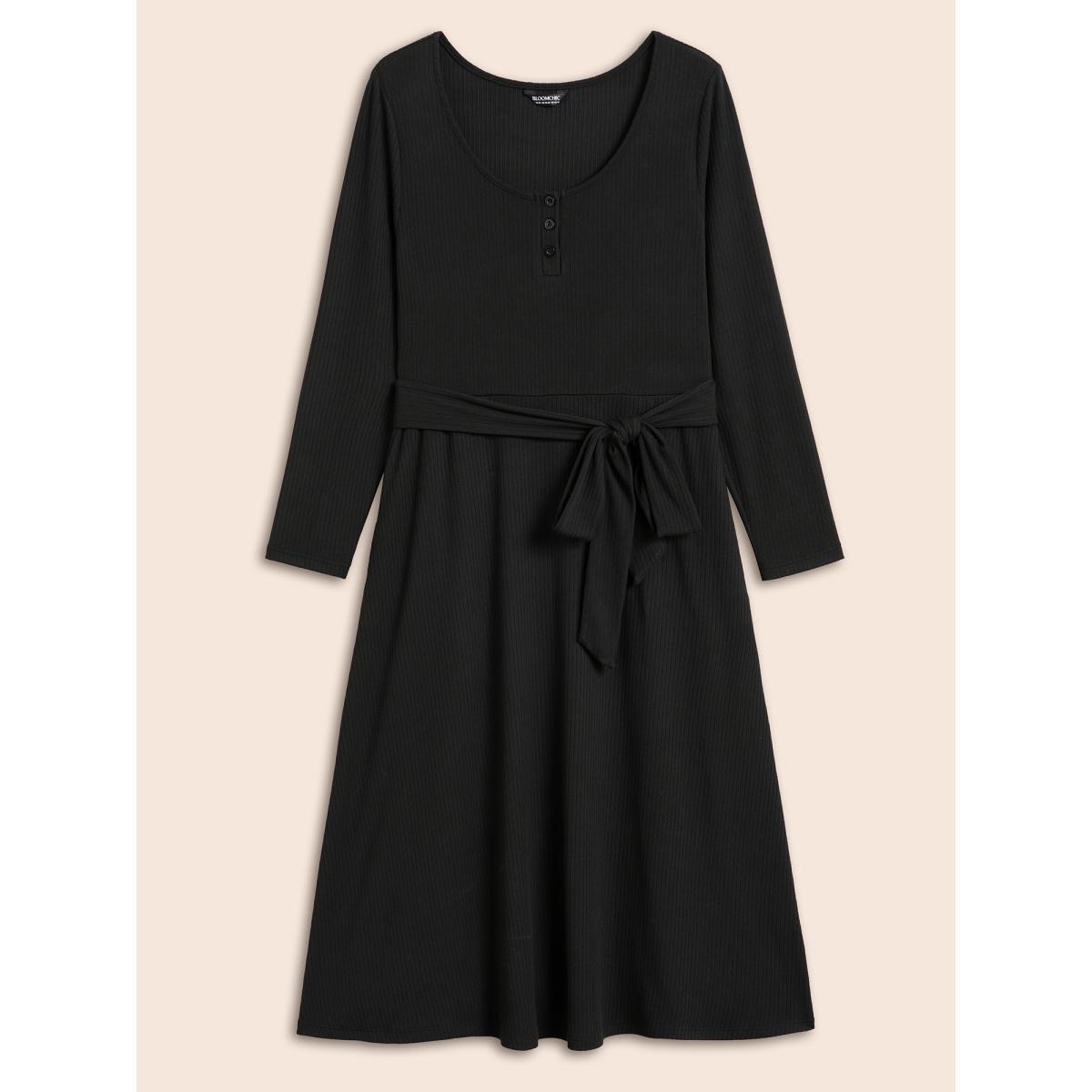Plus Size Solid Waist Tie Midi Dress Black Women Casual Texture Knit Dresses Bloomchic 12/L Product Image