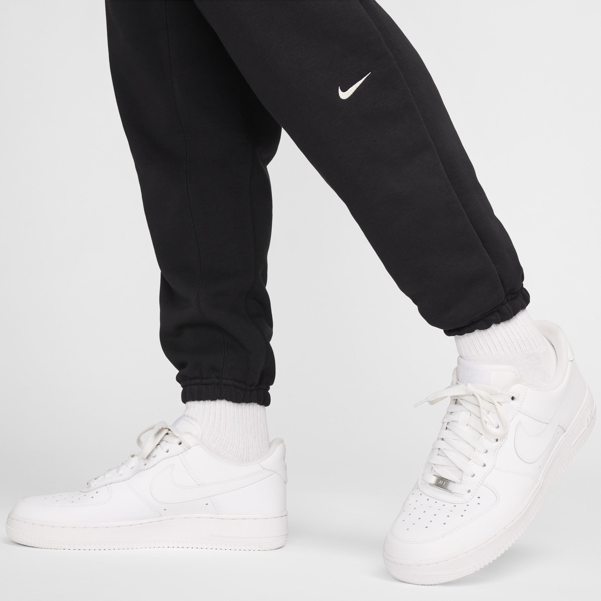 Nike Men's Standard Issue Dri-FIT Basketball Pants Product Image