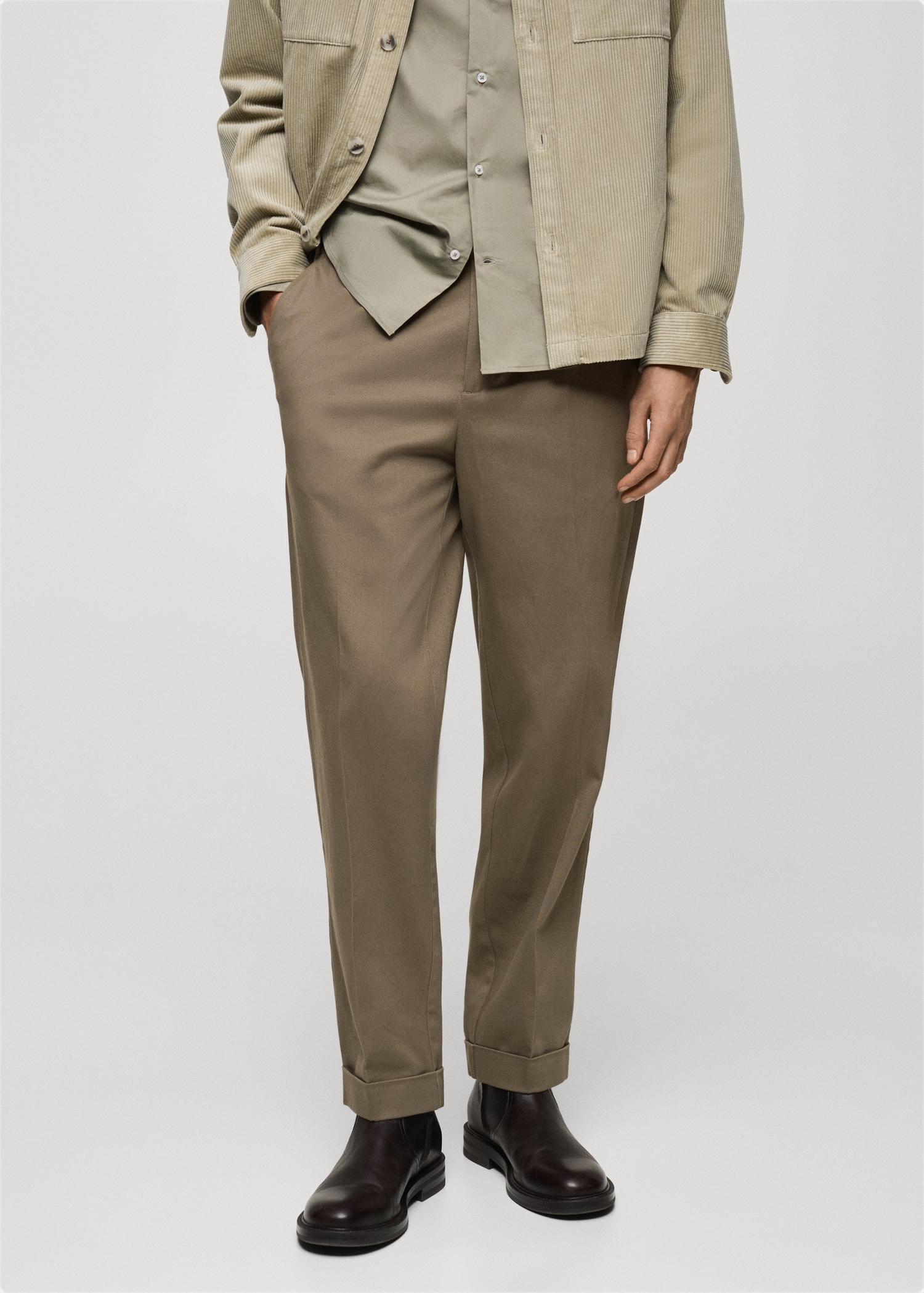 Pleated pants under cuff - Men | MANGO USA Product Image