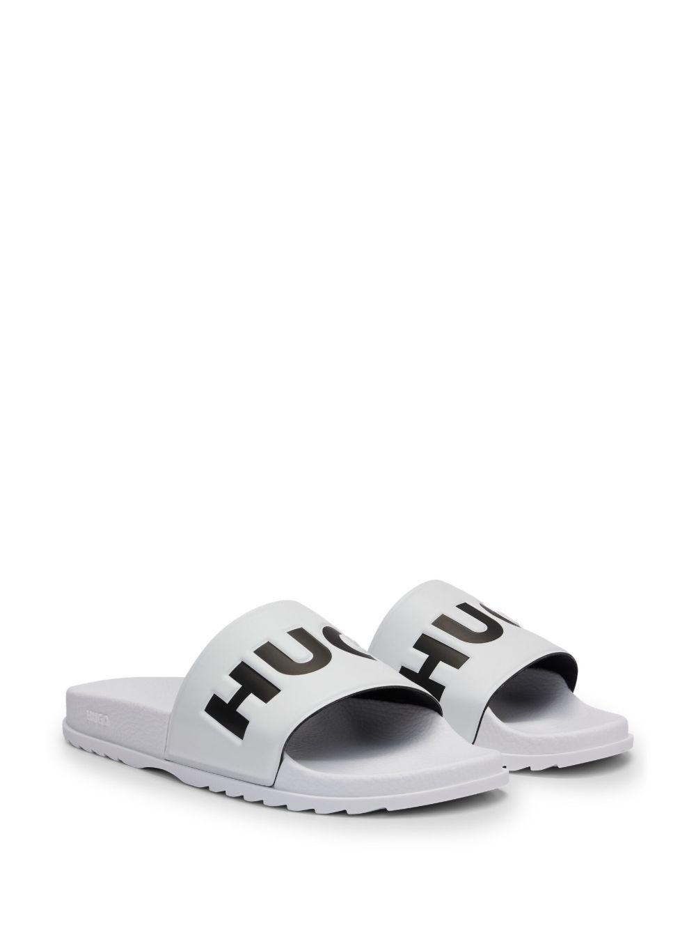 logo-debossed slides Product Image