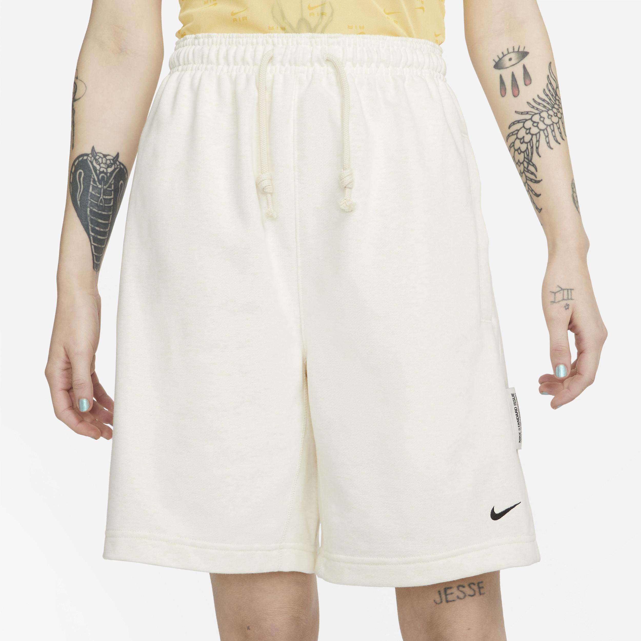 Nike Men's Standard Issue Dri-FIT 8" Basketball Shorts Product Image