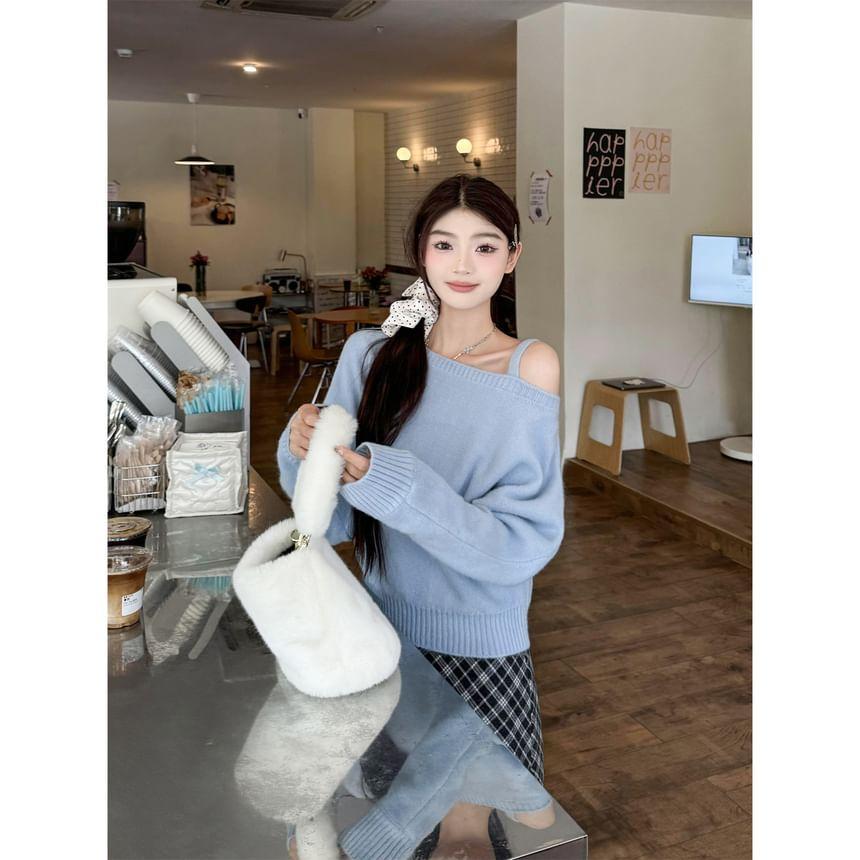 Asymmetrical Neck Cold-Shoulder Plain Sweater Product Image