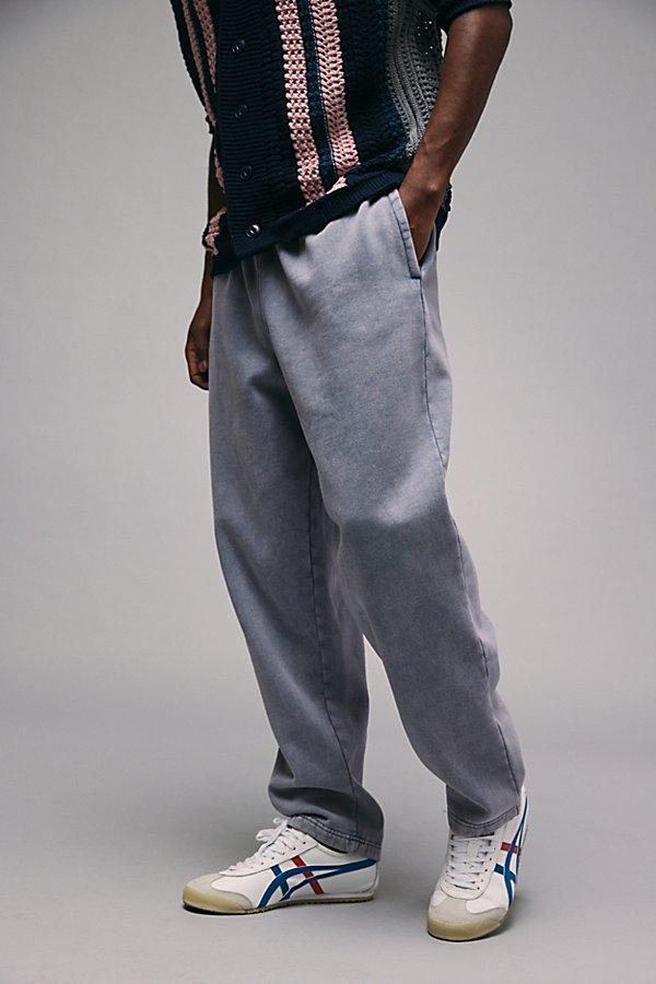 BDG Bonfire Solid Straight Leg Sweatpant Mens at Urban Outfitters Product Image