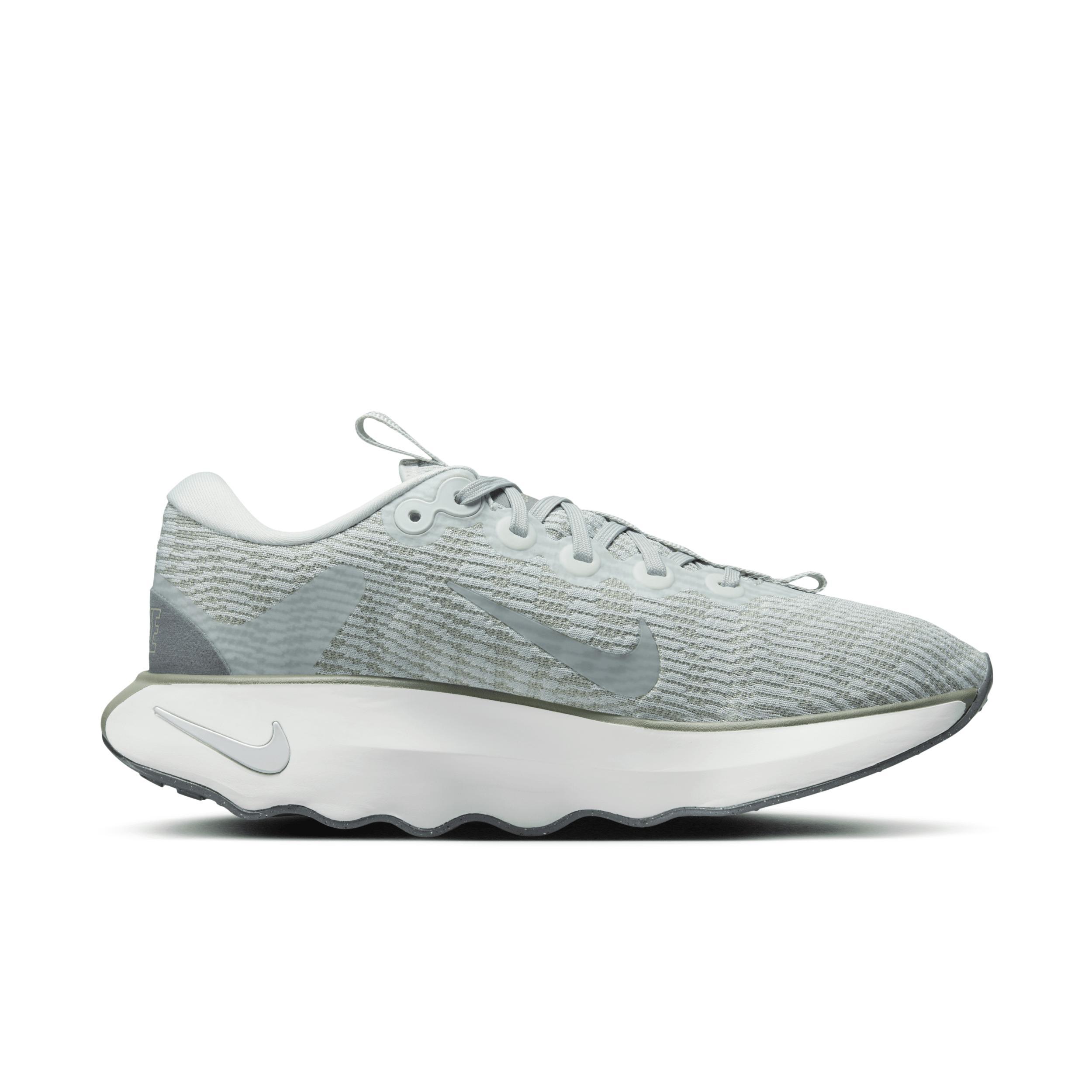 Nike Motiva Women's Walking Shoes Product Image