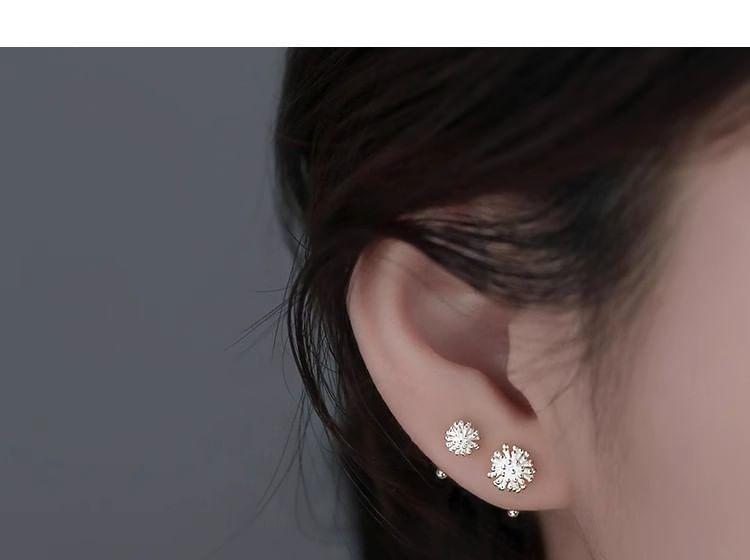 Flower Alloy Stud Earring Product Image