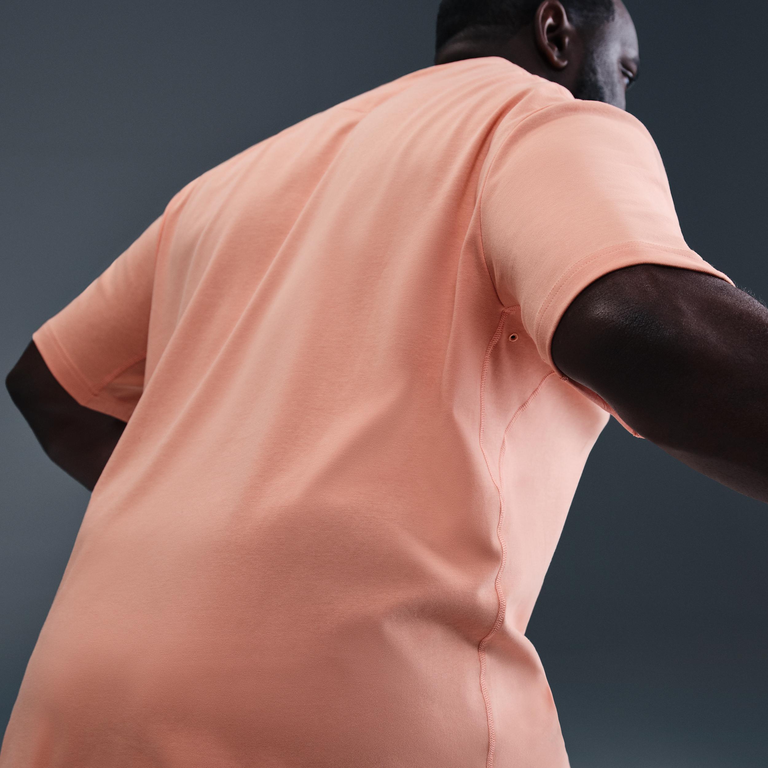 Nike Primary Men's Dri-FIT Short-Sleeve Versatile Top Product Image