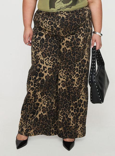 Pantar Low Rise Pants Leopard Curve Product Image