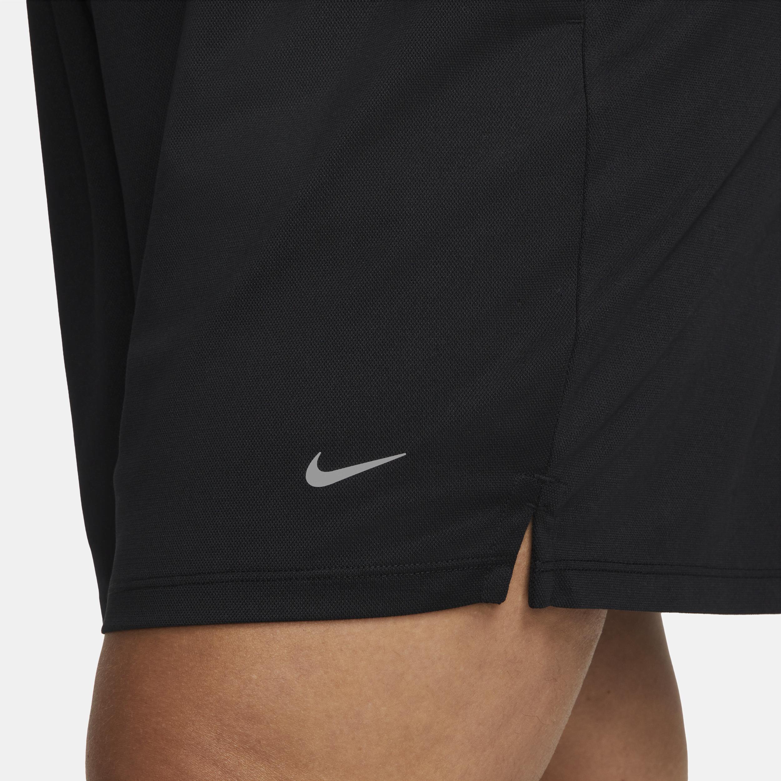 Nike Womens Dri-FIT Attack Mid-Rise 5 Unlined Shorts (Plus Size) | FB3165-010 Product Image