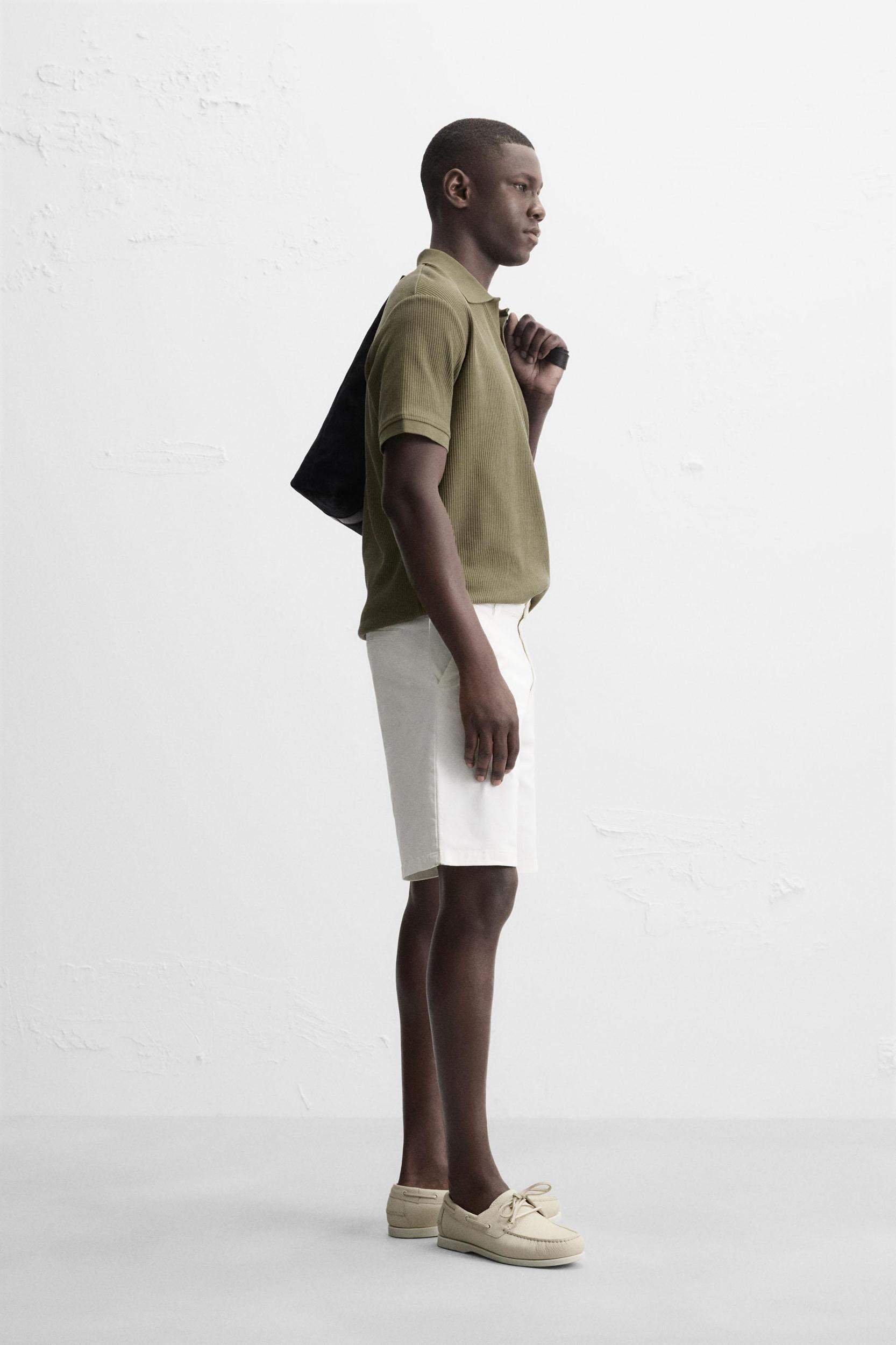 REGULAR FIT CHINO SHORTS Product Image