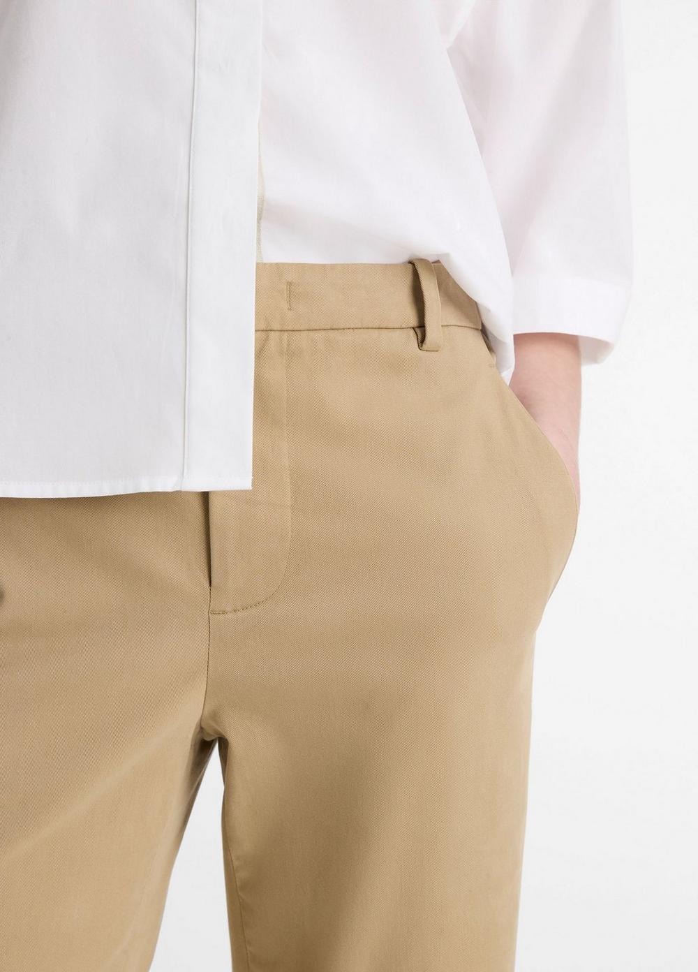 Mid-Rise Italian Stretch-Cotton Chino Pant Product Image