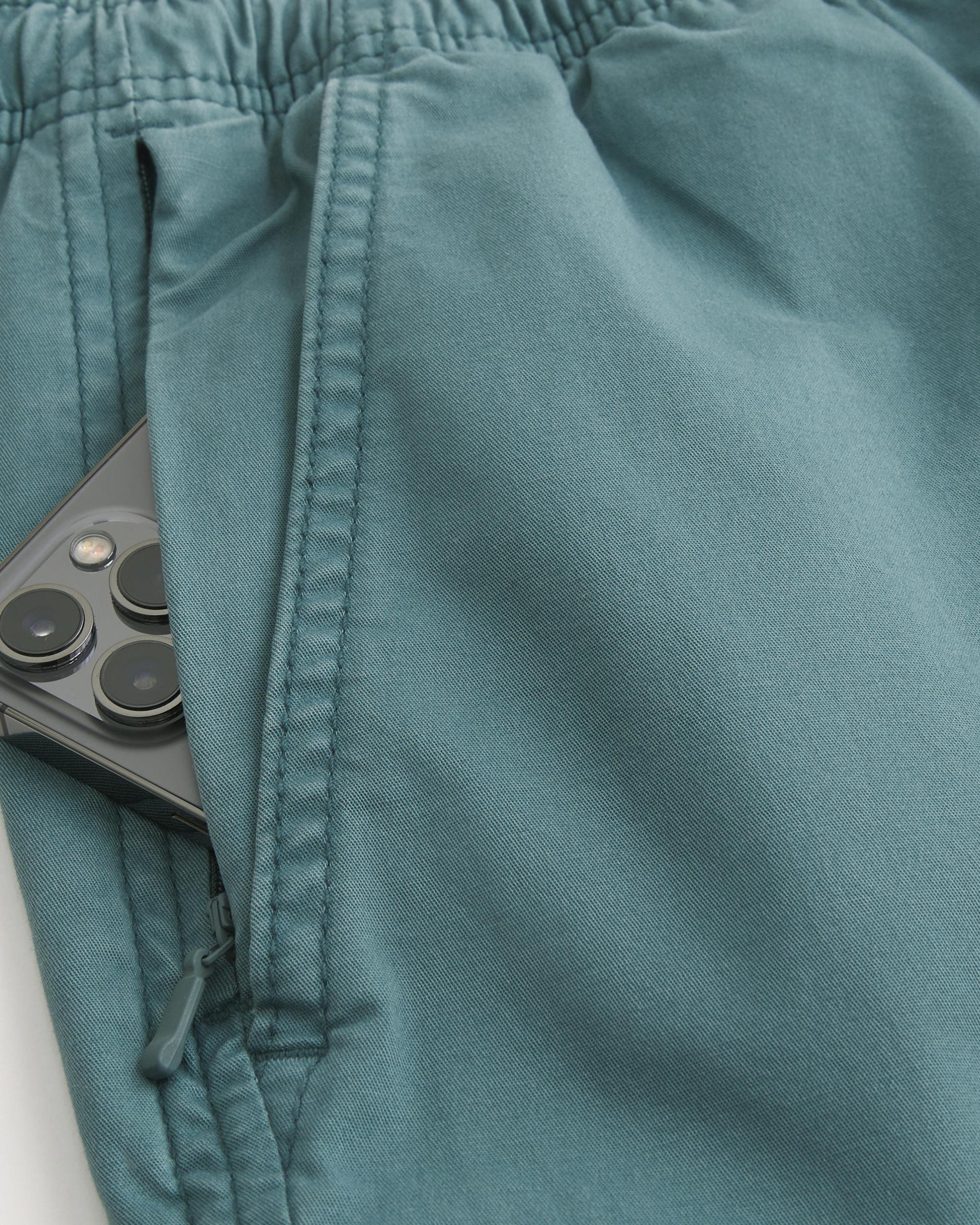 Mid-Thigh Twill Pull-On Shorts Product Image