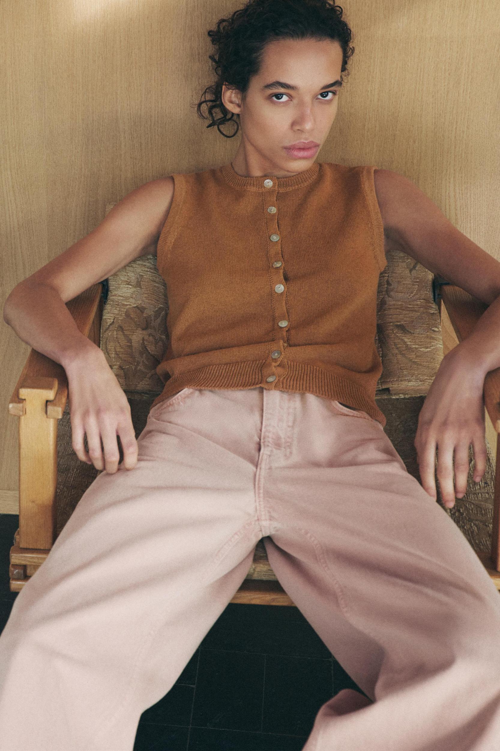 TEXTURED KNIT TOP Product Image