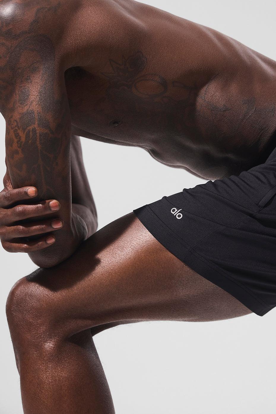 7" Conquer React Performance Short - Black Product Image