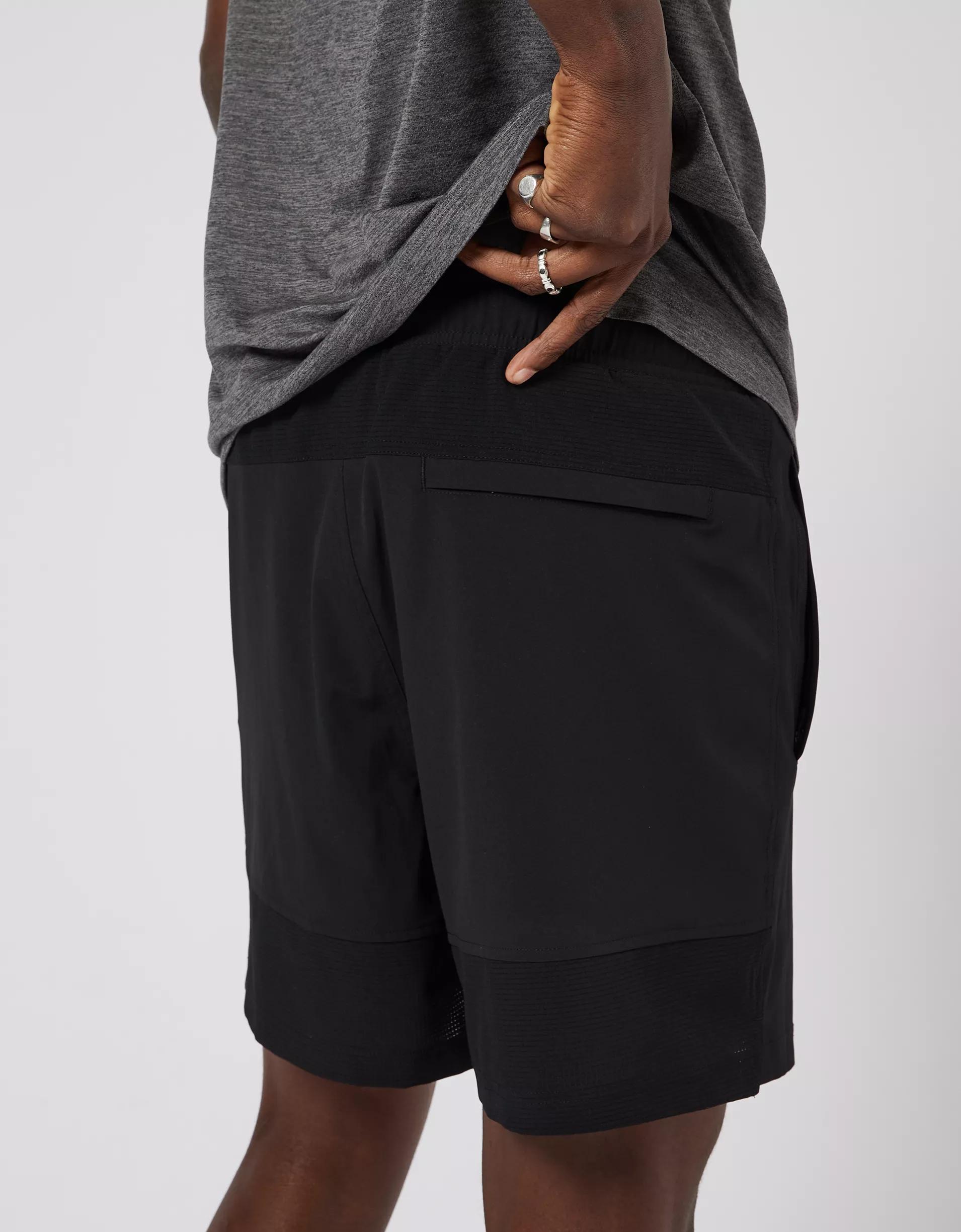 AE 24/7 5.5" Lined Training Short Product Image