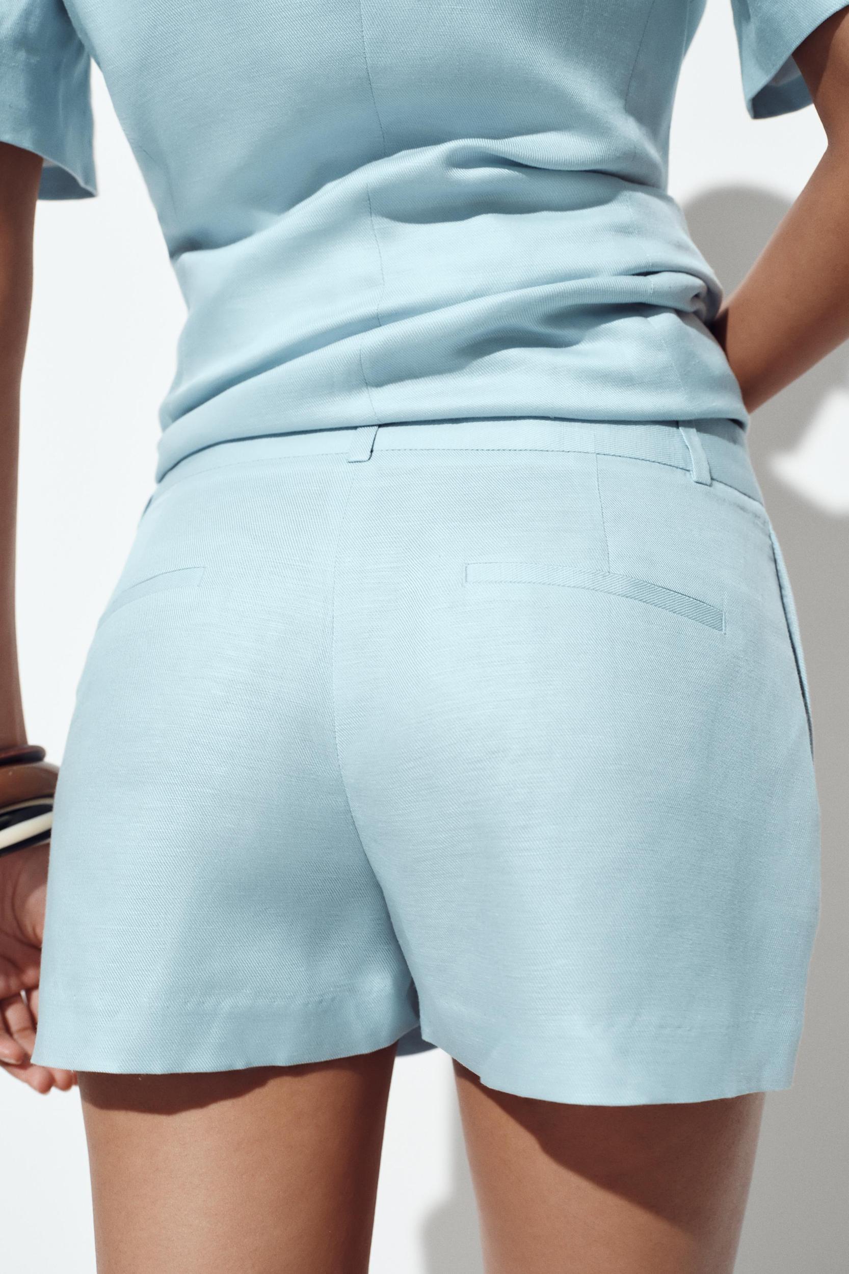 MID-RISE LINEN BERMUDA SHORTS Product Image