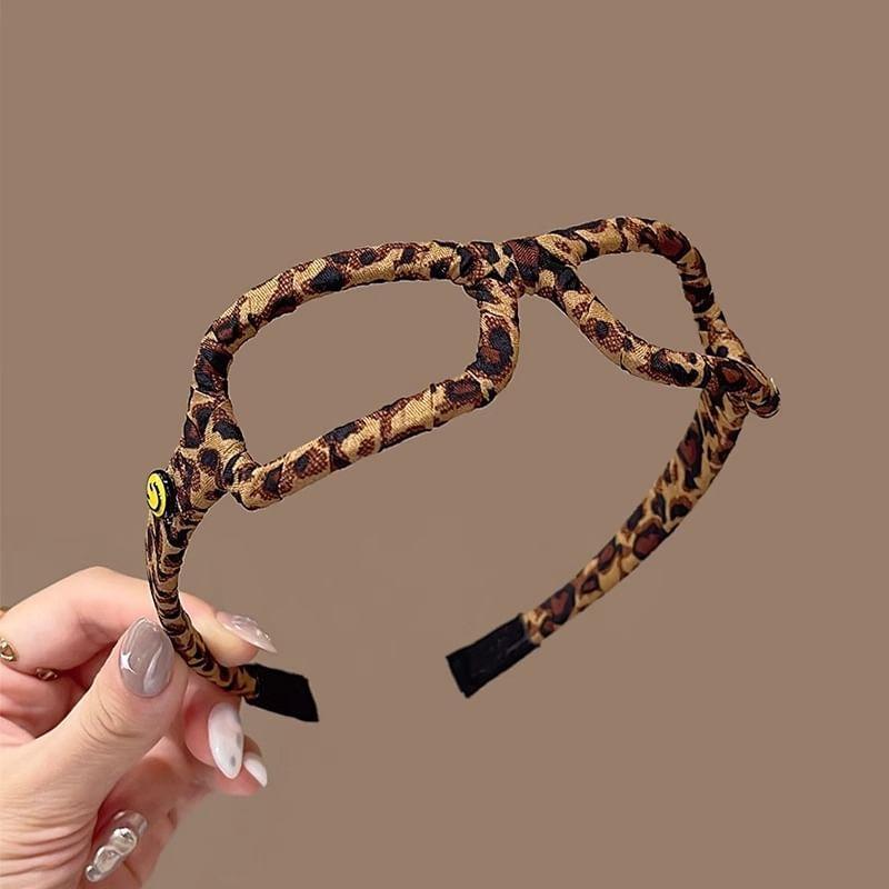 Leopard Print Eyeglass Headband Product Image