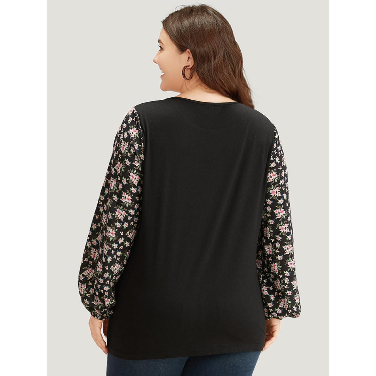 Plus Size Crew Neck Patchwork Ditsy Floral T-shirt Black Women Elegant Elastic cuffs Ditsy Floral Round Neck Dailywear T-shirts BloomChic 22-24/3X Product Image