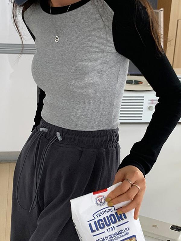 Contrast Color Raglan Slim Long Sleeve Knit Product Image