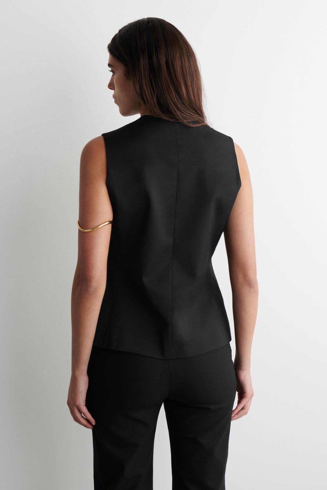 TAILORED WOOL VEST Product Image