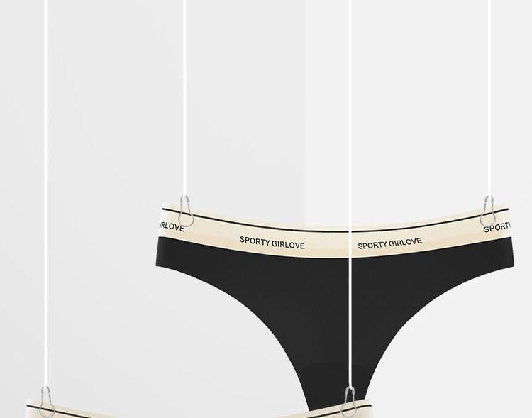 Lettering Print Seamless Thong Product Image