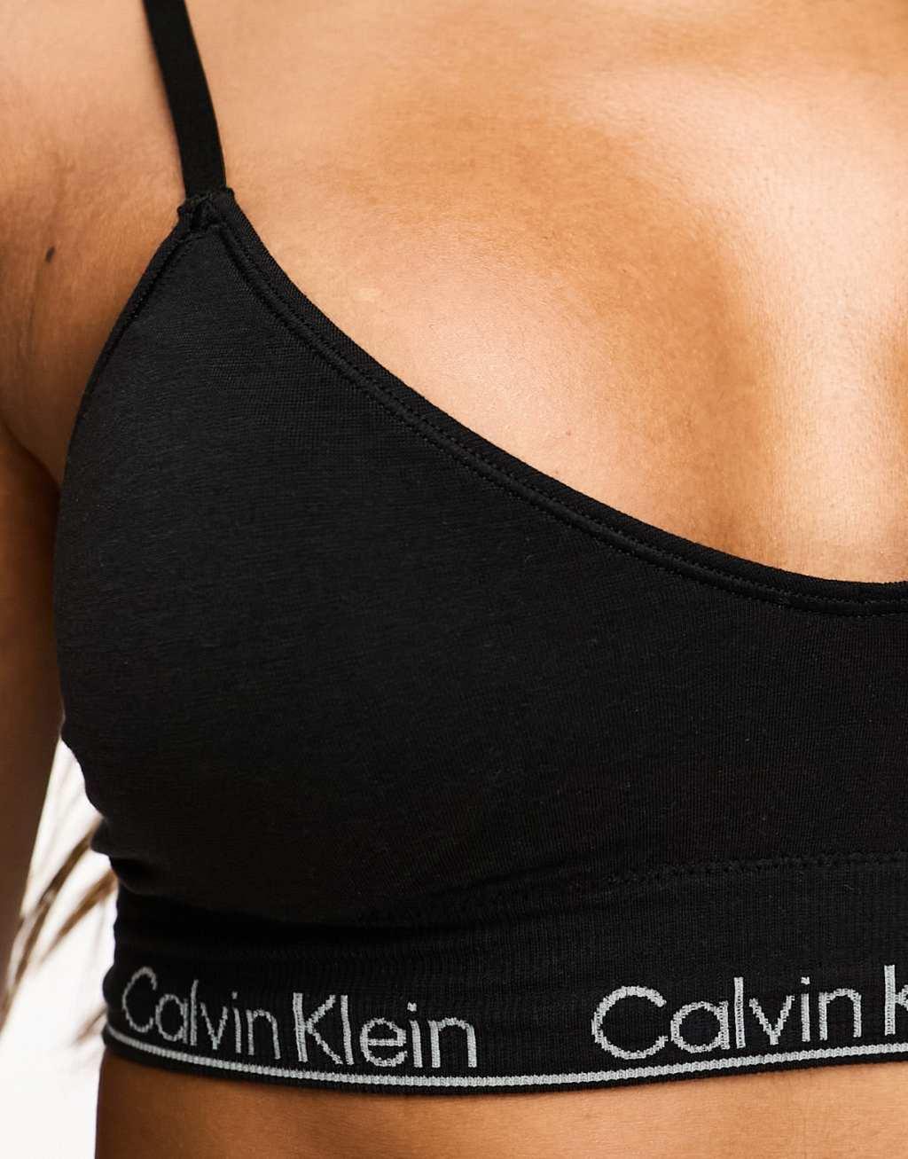 Calvin Klein Modern Seamless lightly lined bralette Product Image