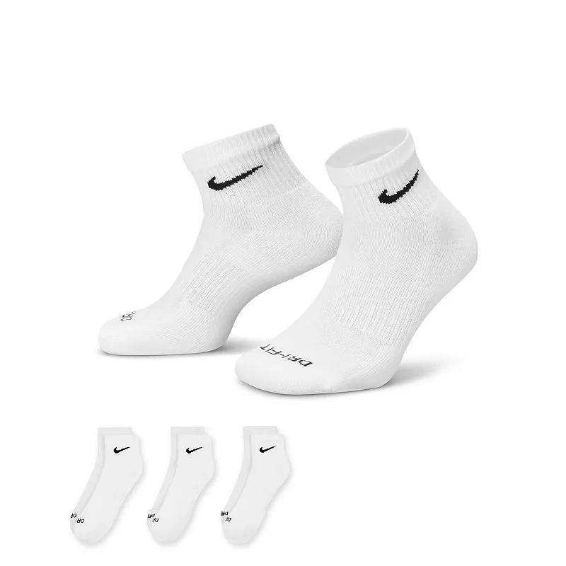 Nike Everyday Plus Cushioned Training Ankle Socks (3 Pairs) Product Image