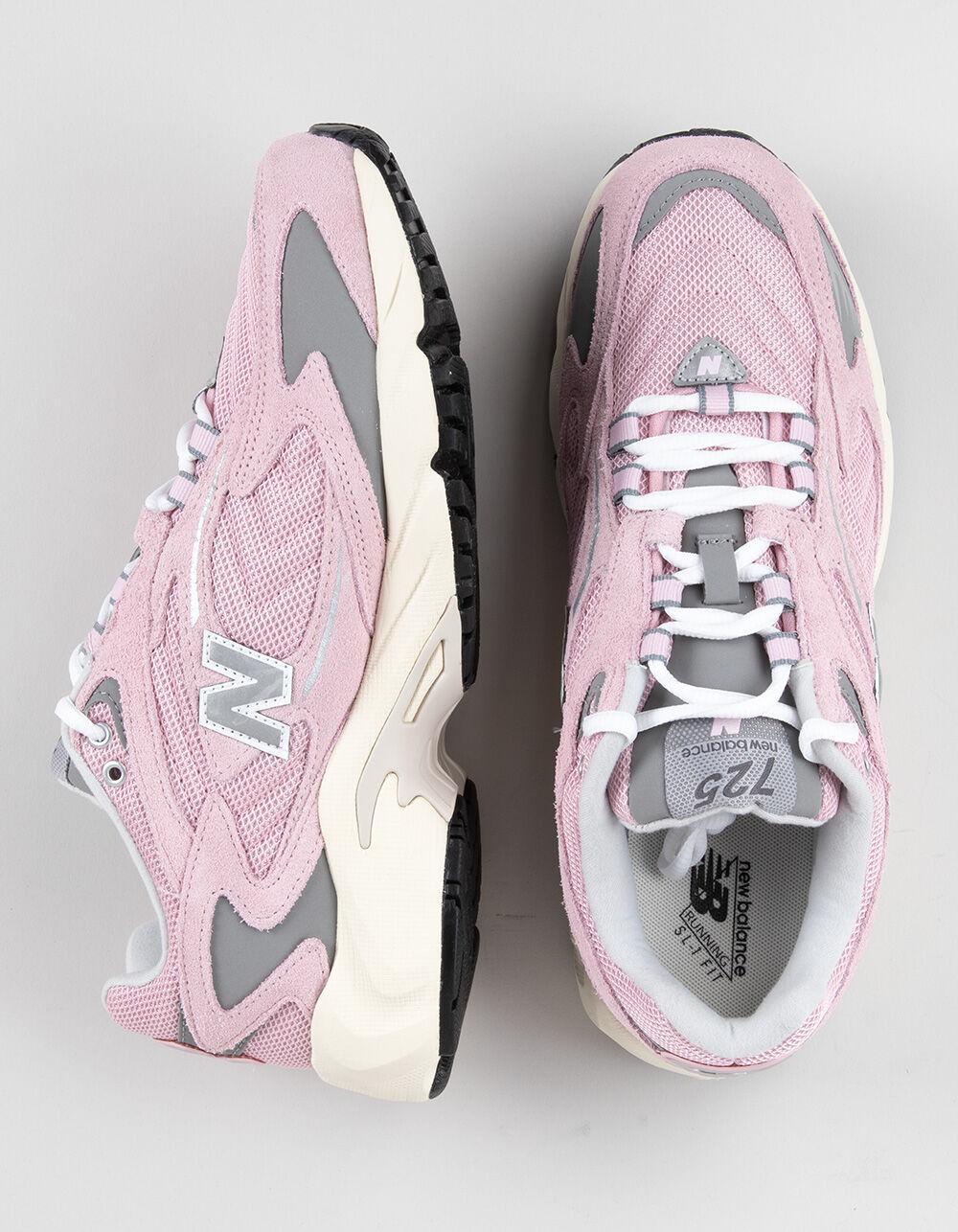 NEW BALANCE 725V1 Shoes Product Image