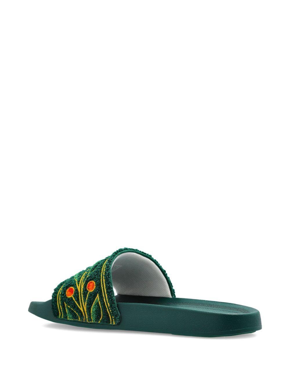 embroidered slides Product Image