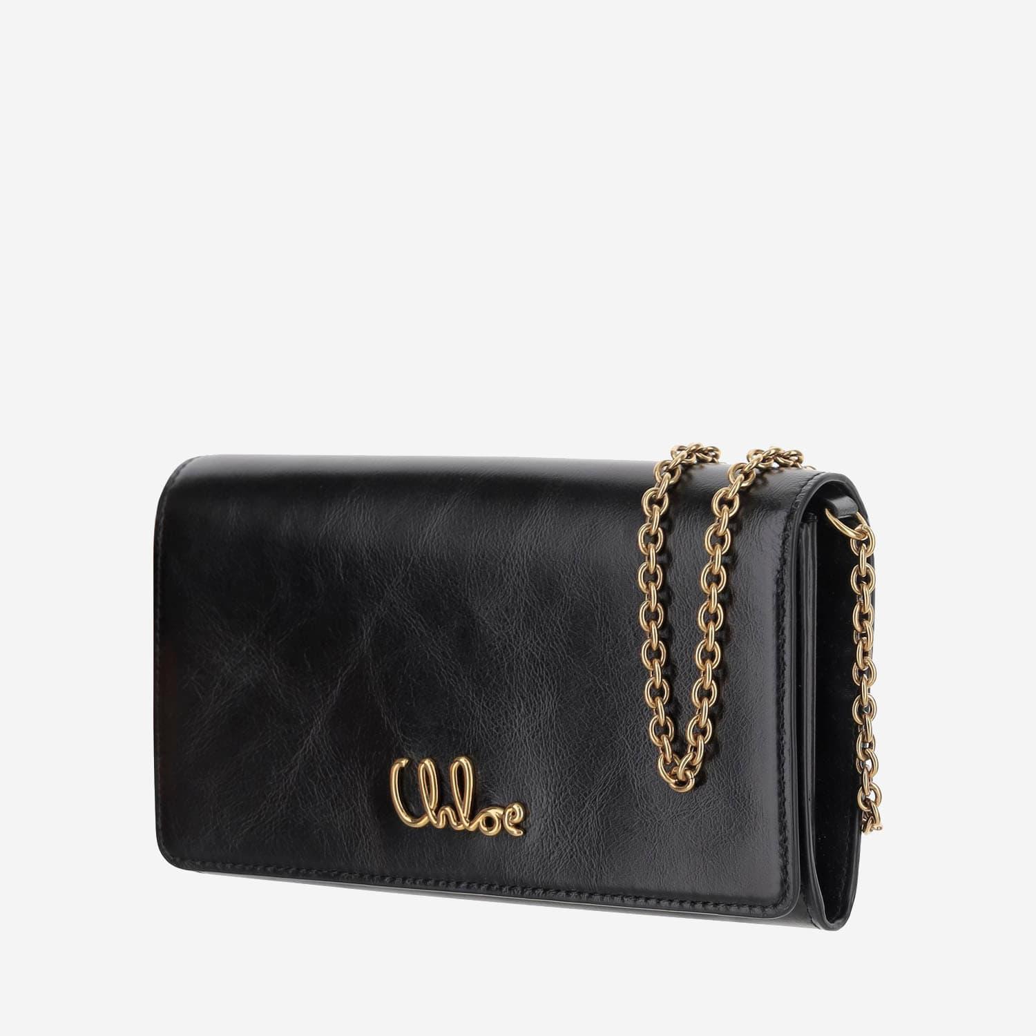 CHLOÉ Iconic Flap Wallet On Chain In Shiny Calfskin In Black Product Image