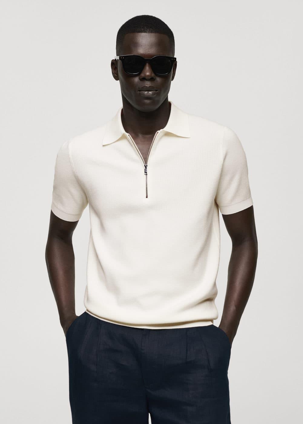 Knitted polo shirt with zip - Men | MANGO USA Product Image