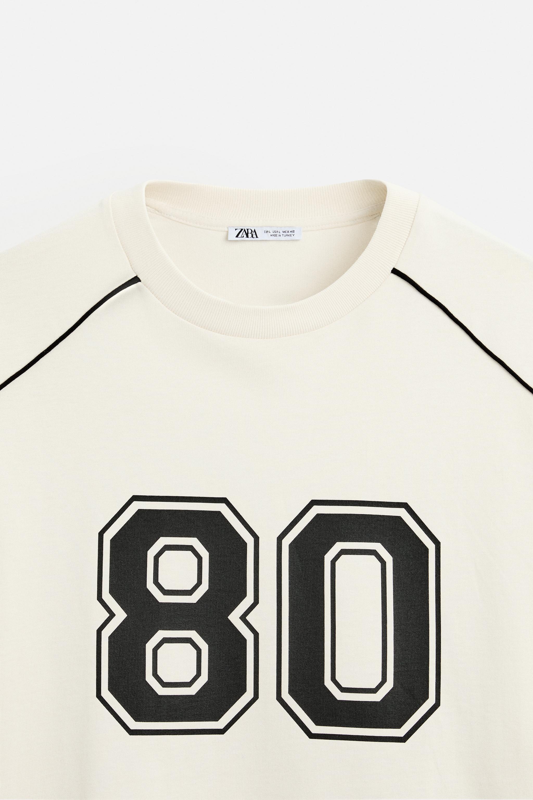 CONTRASTING NUMBER T-SHIRT Product Image