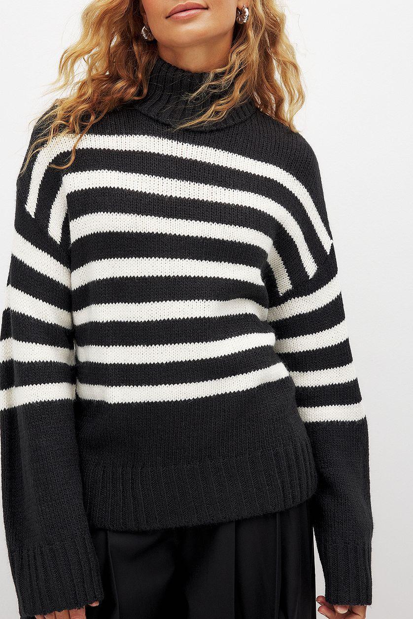 Turtle Neck Knitted Striped Sweater Black Product Image