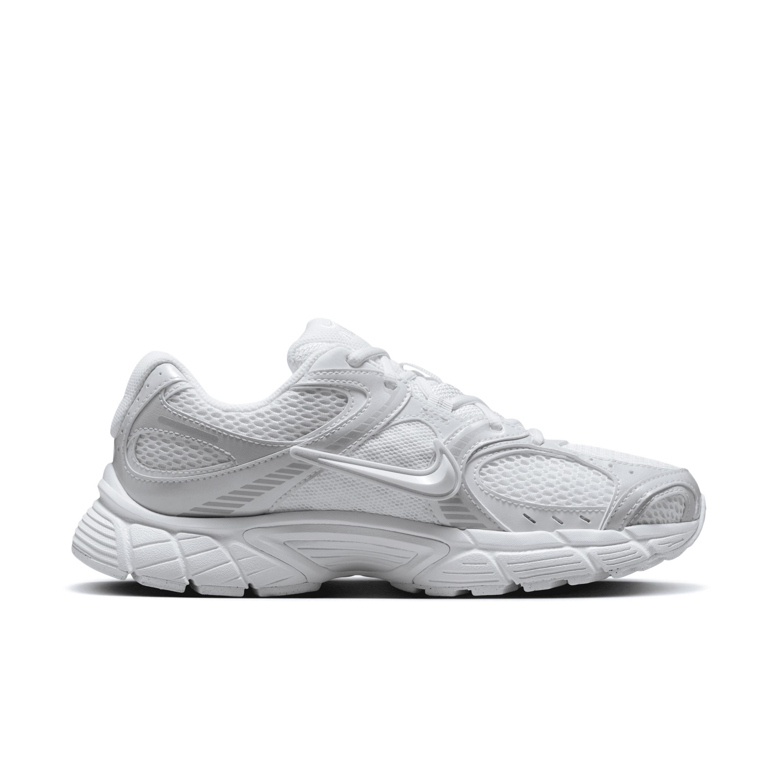 Nike Womens V5 RNR Shoes with Reflective Accents | HQ7901-101 Product Image