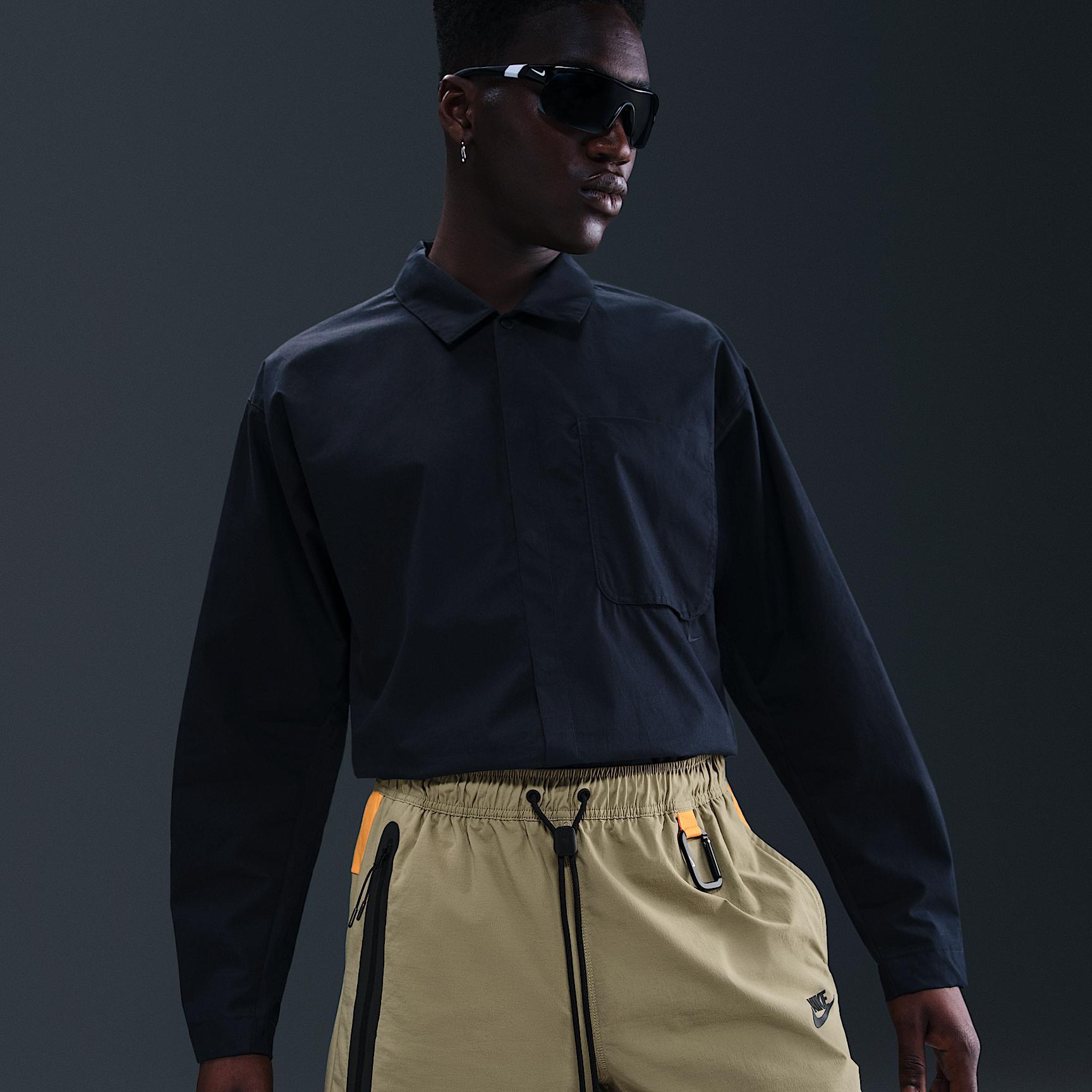 Nike Mens Tech Woven Shorts | IB8957-276 Product Image
