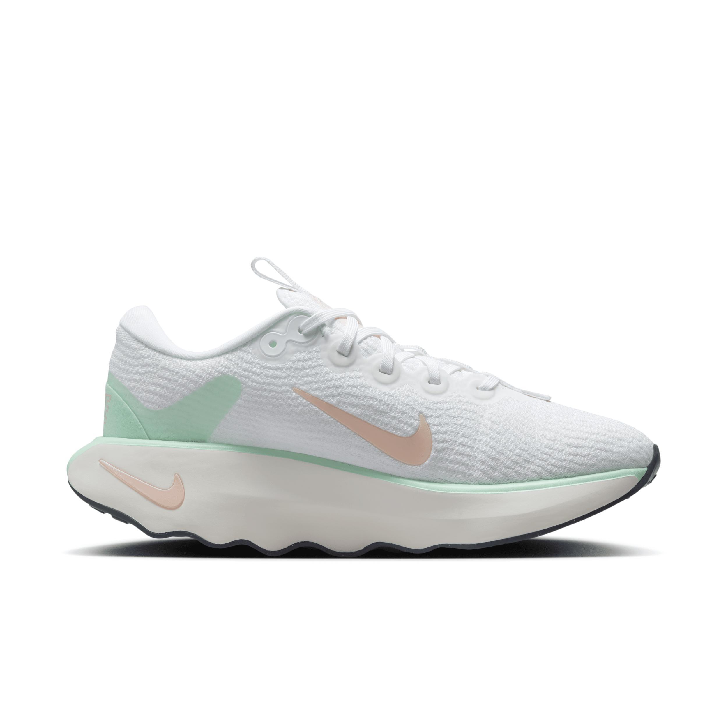 Nike Women's Motiva Walking Shoes Product Image