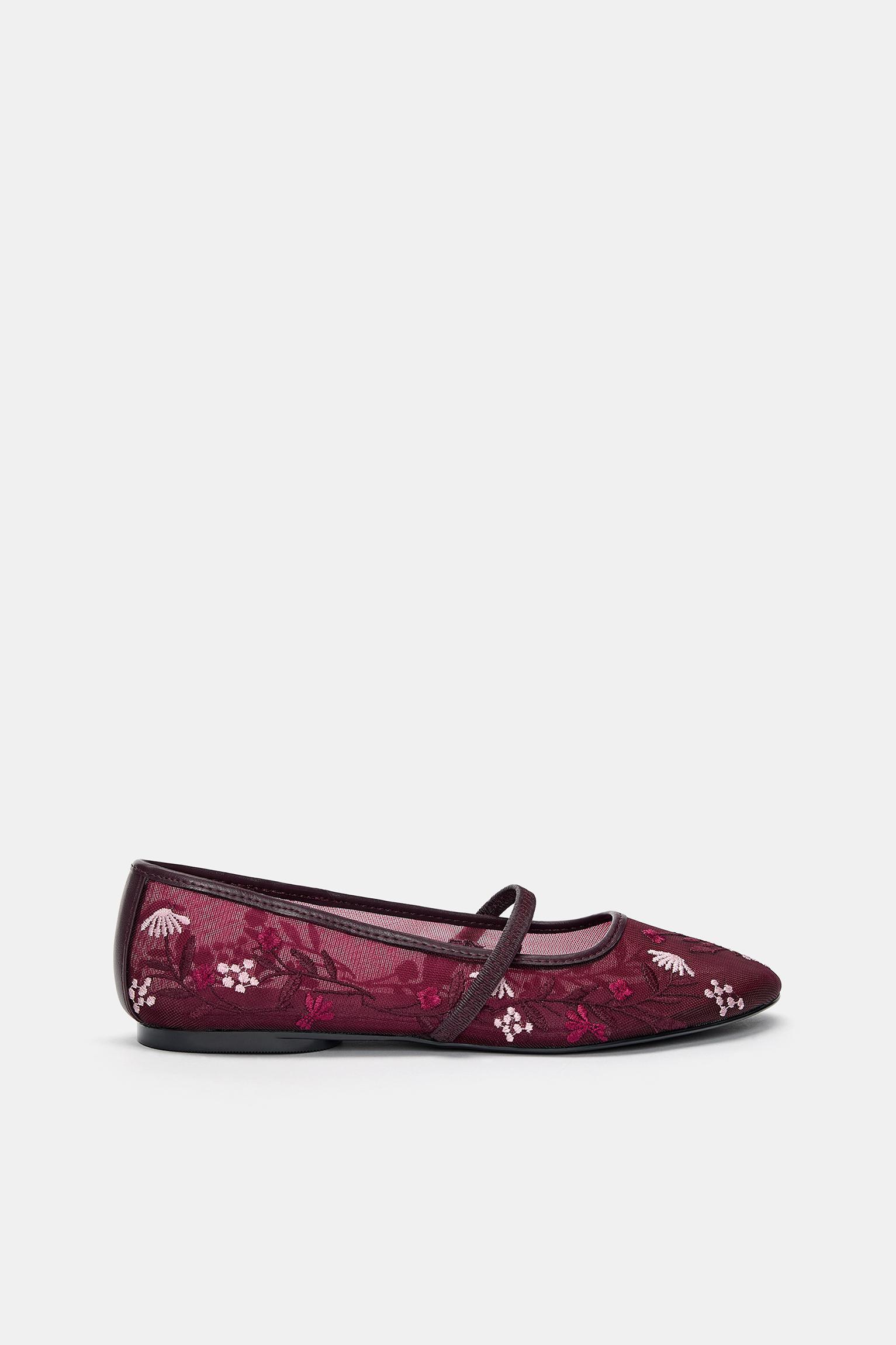 Embroidered mesh ballet flats Product Image