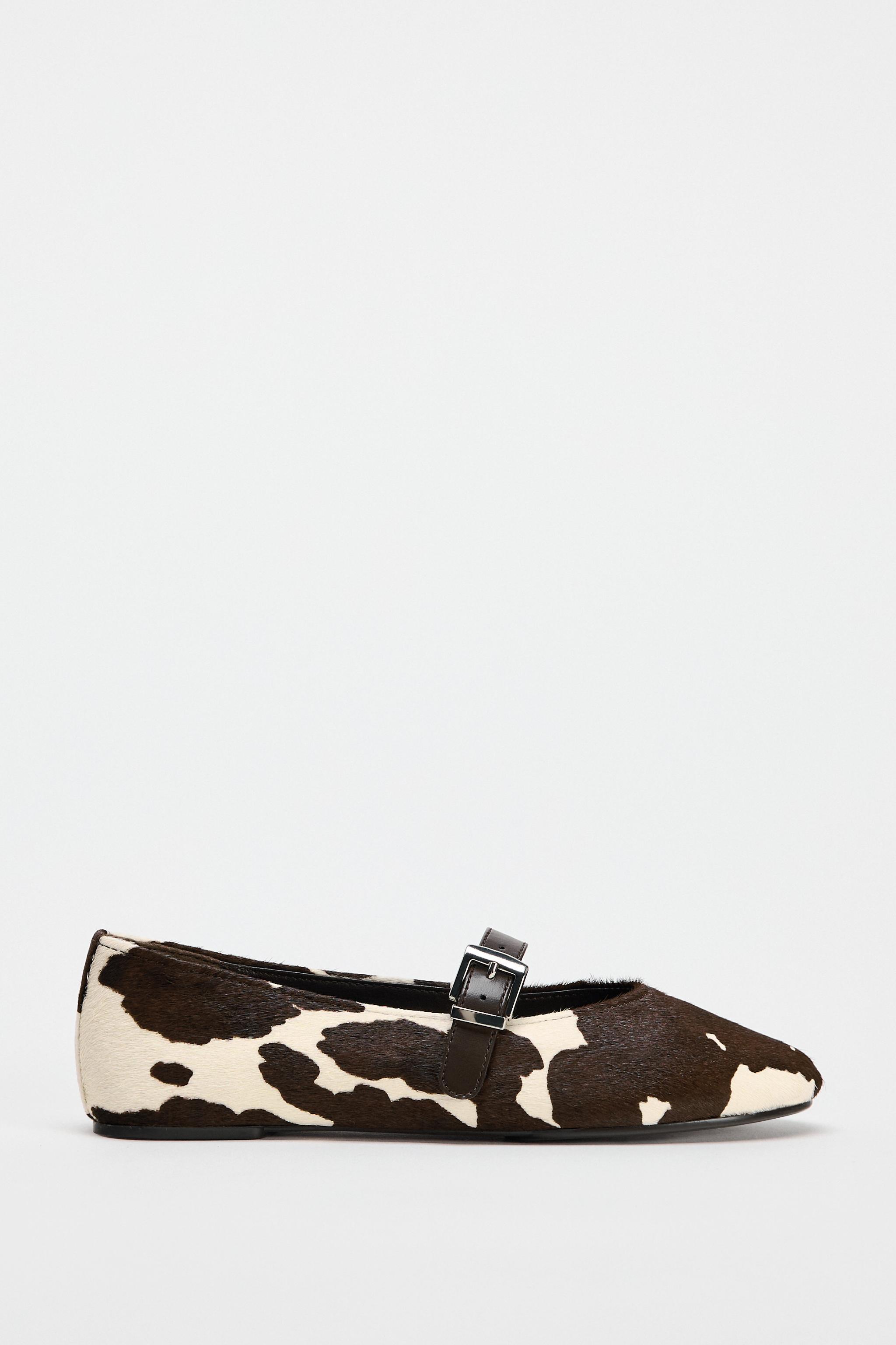 LEATHER ANIMAL PRINT BALLET FLATS Product Image