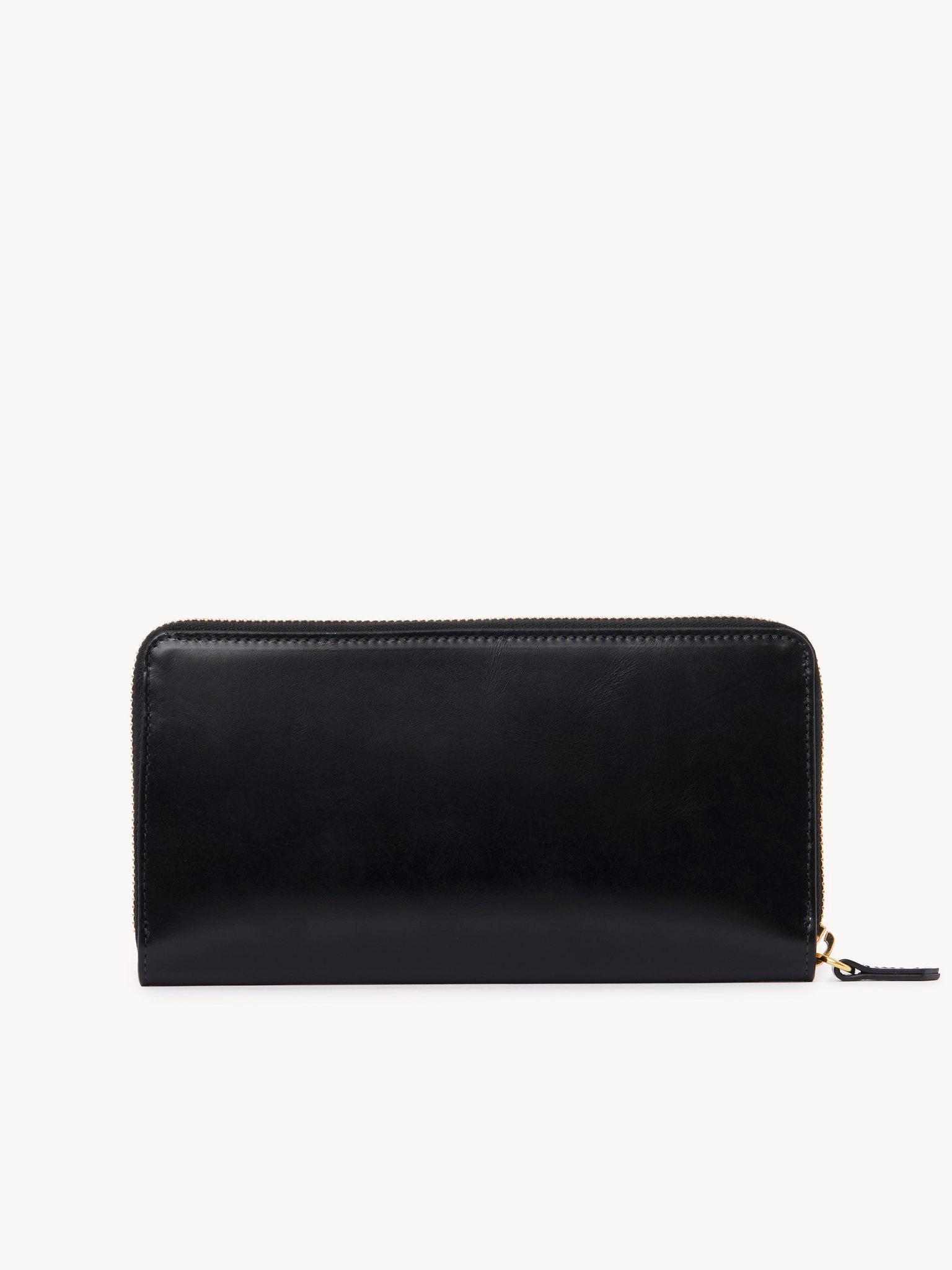 Chloé Iconic zipped long wallet in shiny leather Product Image