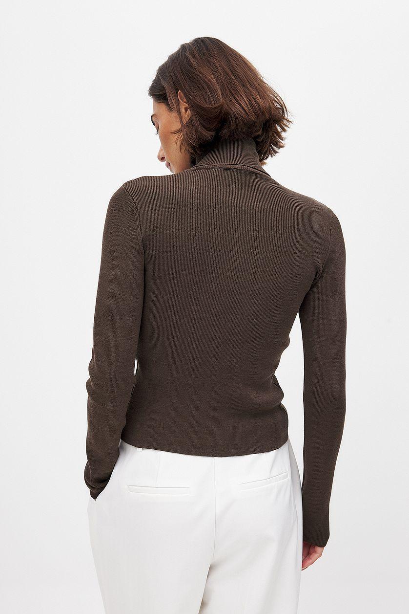 Long Sleeve Turtleneck Ribbed Knitted Top Product Image