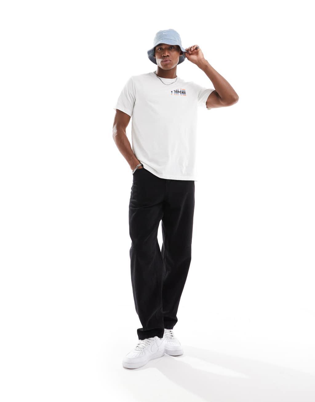 Nike graphic t-shirt in white Product Image