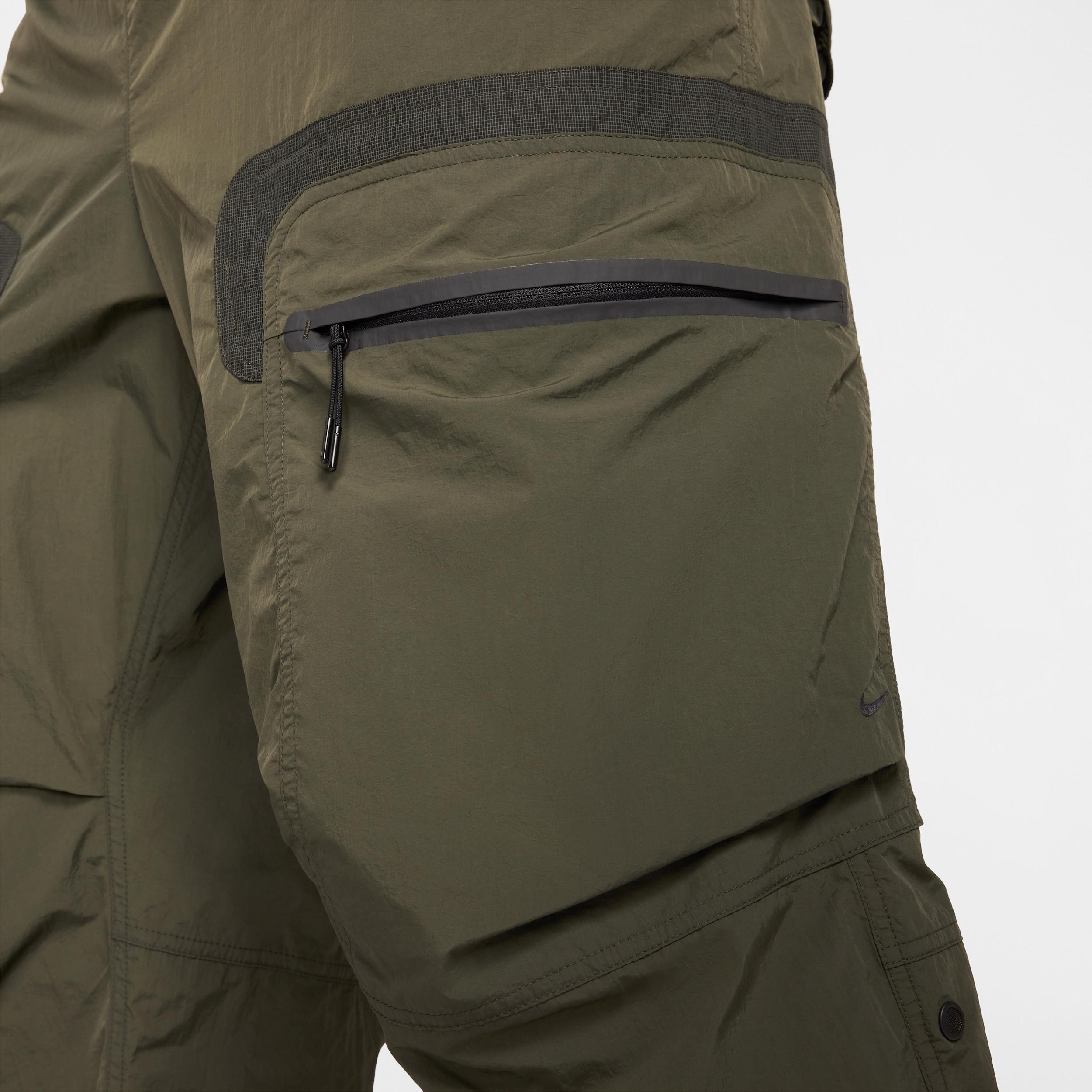 Nike Mens Tech Woven Cargo Pants | HJ2940-010 Product Image