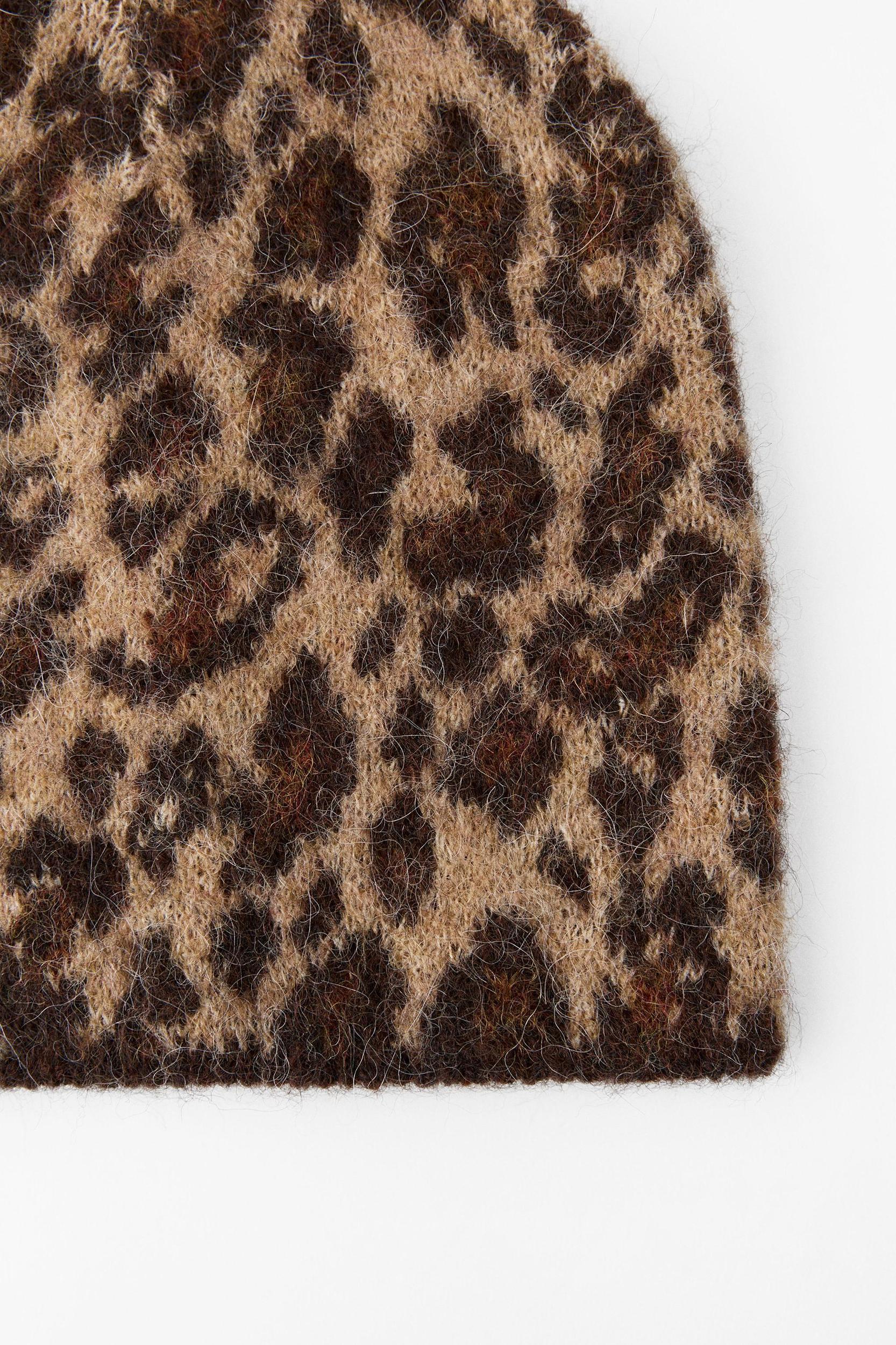 ANIMAL PRINT WOOL AND ALPACA BLEND BEANIE Product Image