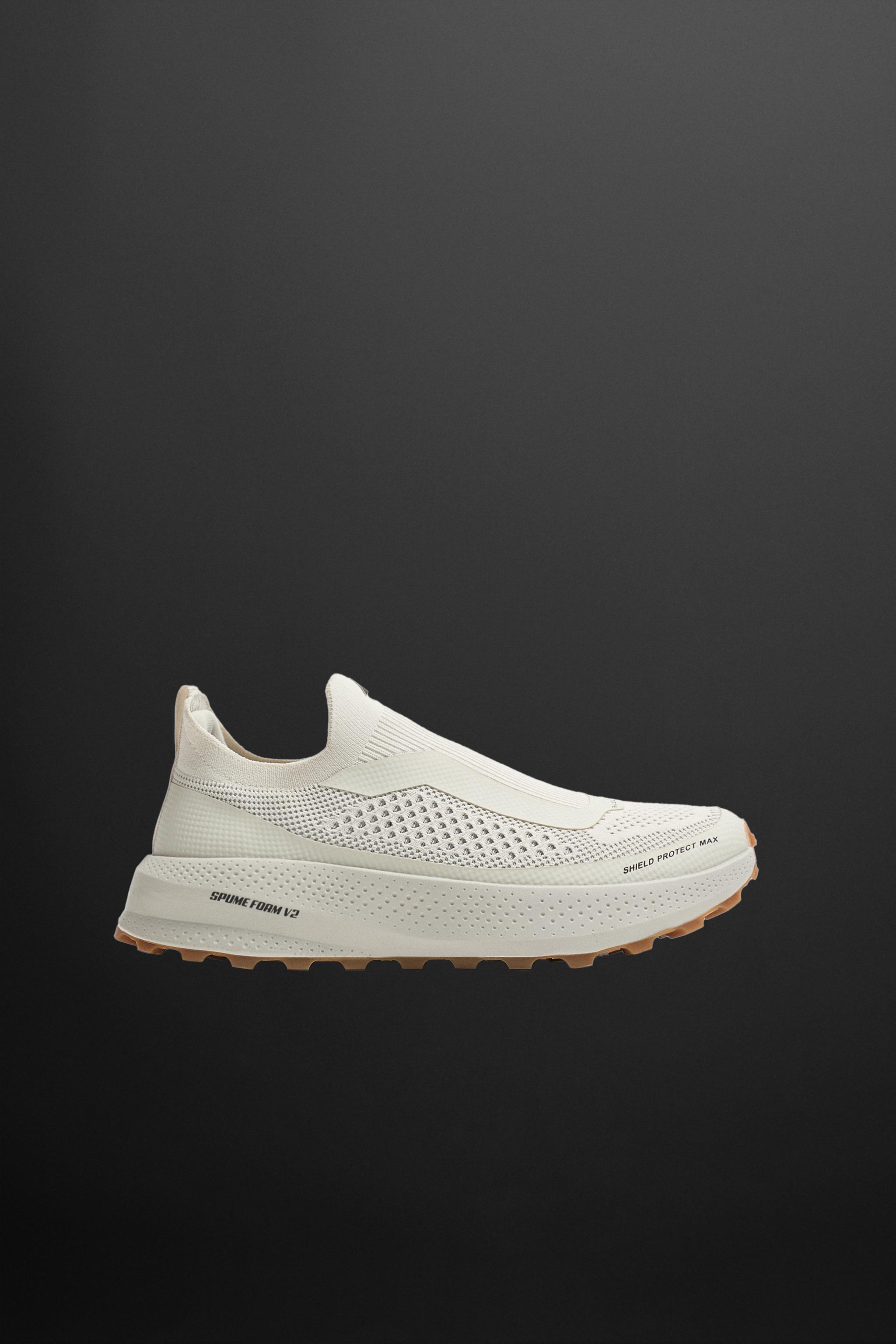 RUNNING SNEAKERS Product Image