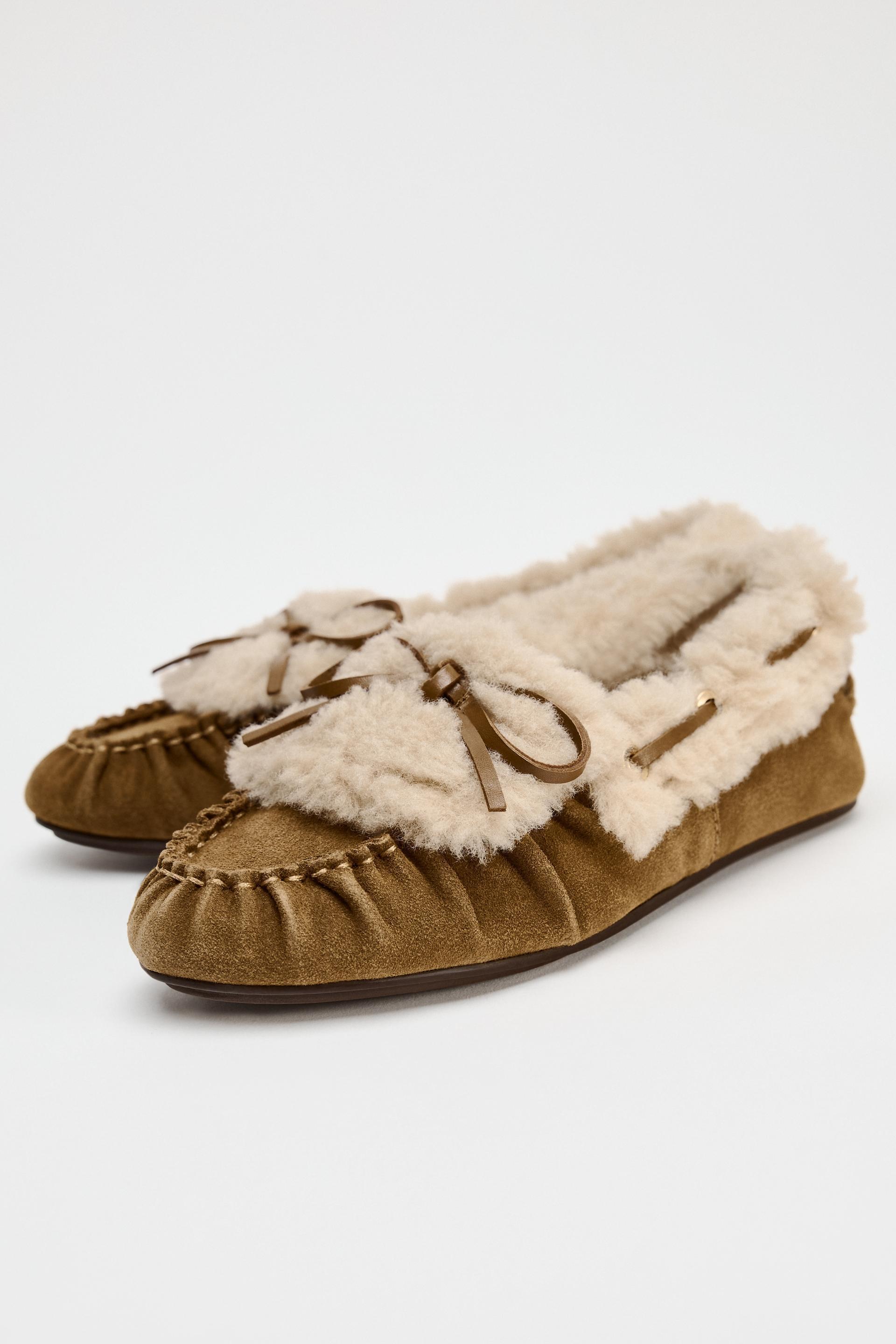 SUEDE LEATHER FAUX FUR FLAT SHOES Product Image