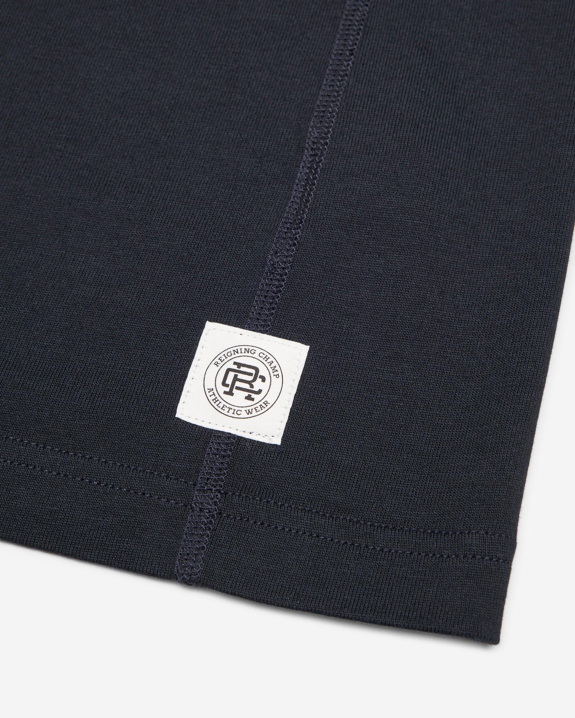 Lightweight Jersey Standard Raglan T-Shirt Male Product Image