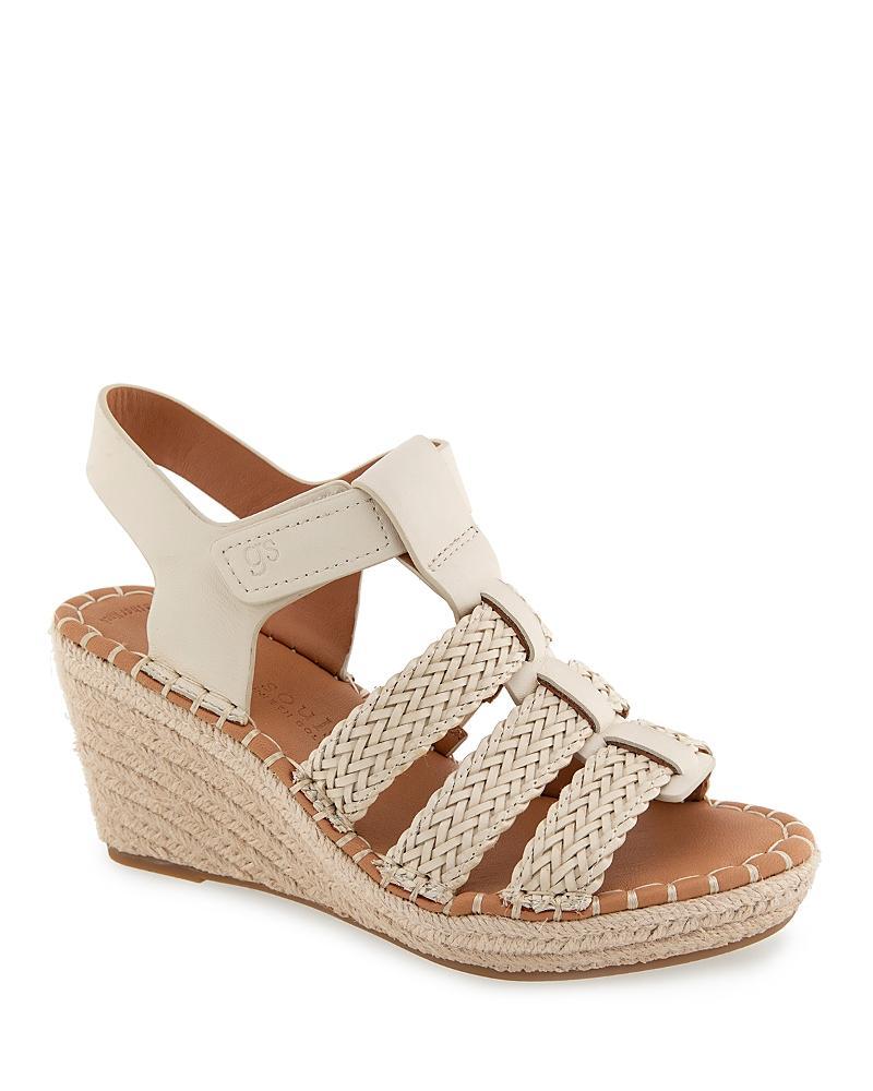 Gentle Souls by Kenneth Cole Womens Capelin Woven Sandals Product Image