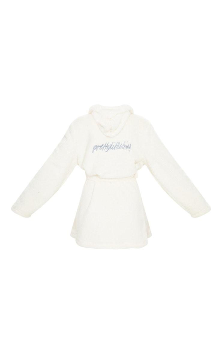 PRETTYLITTLETHING Cream Fluffy Bath Robe Product Image