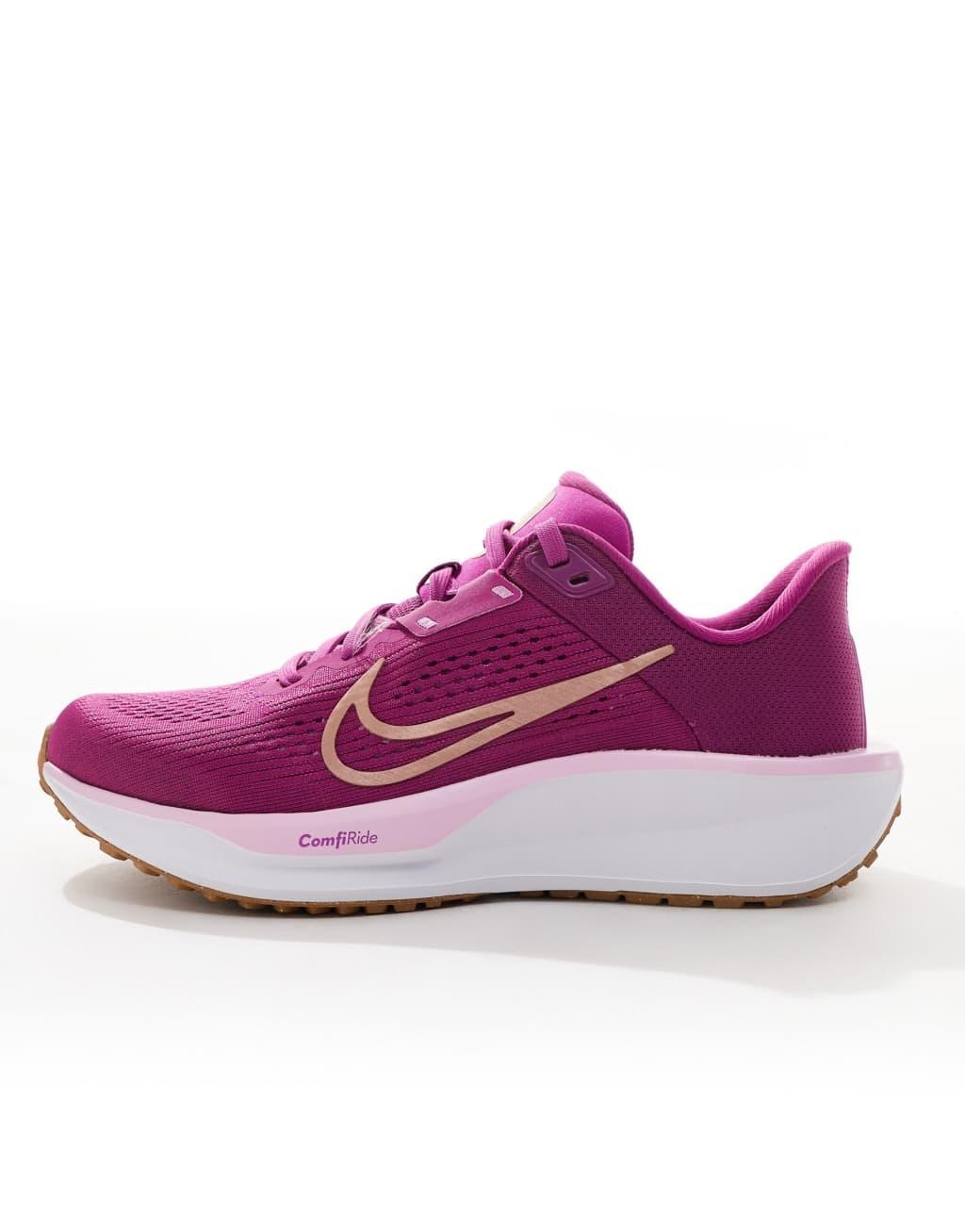 Nike Running Quest 6 sneakers in red Product Image