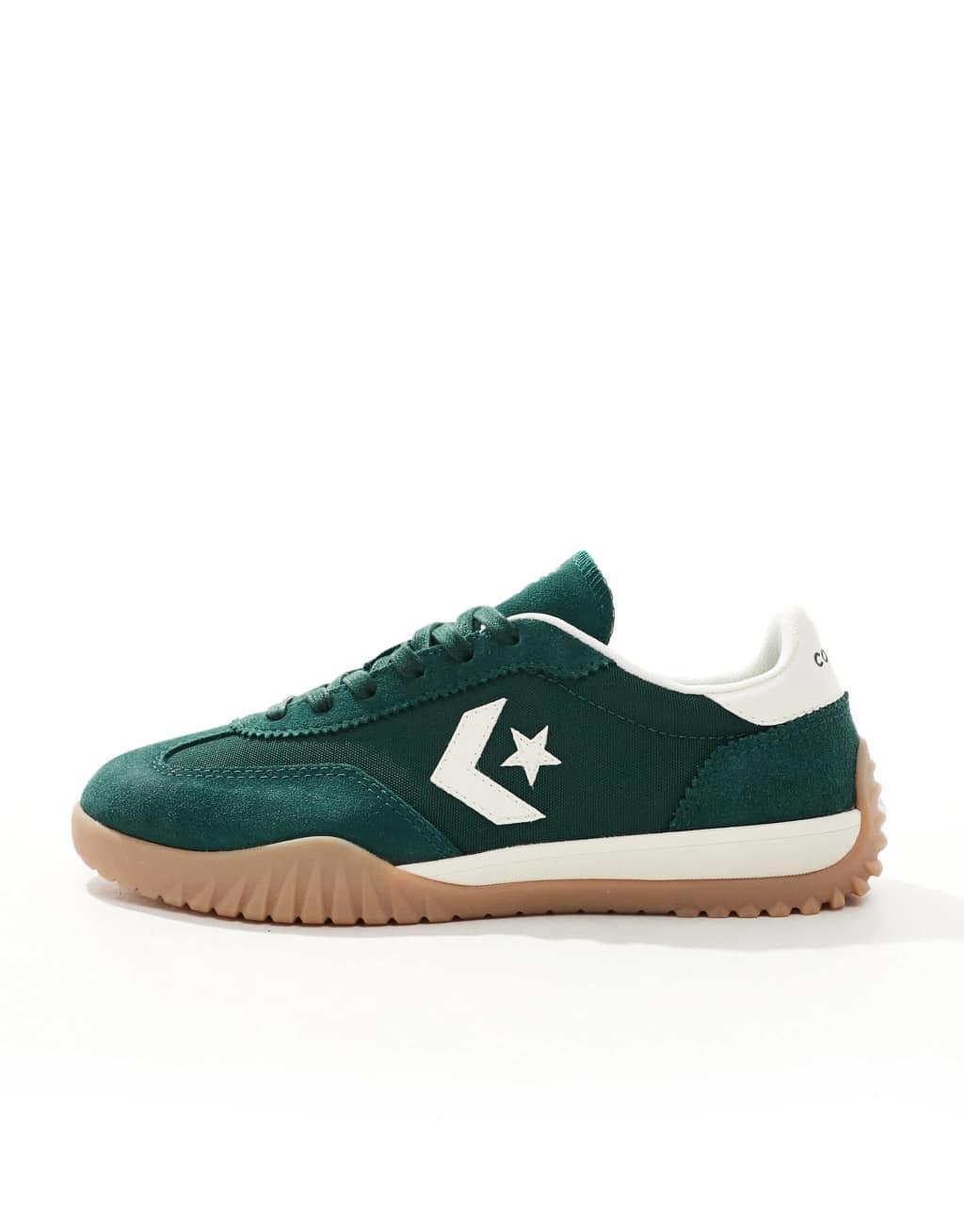 Converse Run Star sneakers in green Product Image