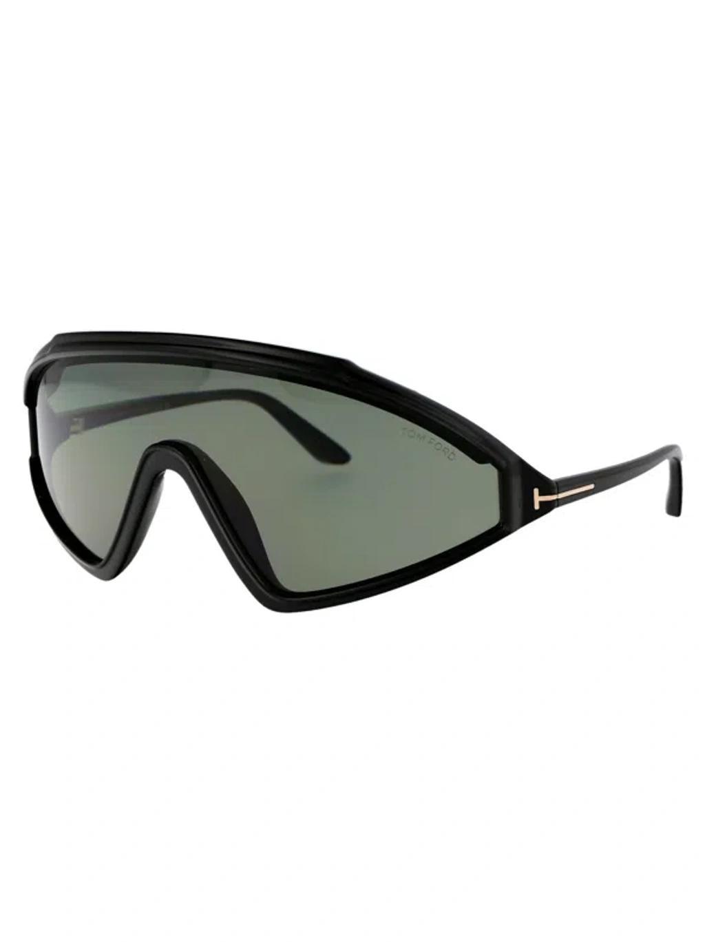 TOM FORD Sunglasses In 05a Nero/altro / Fumo Product Image